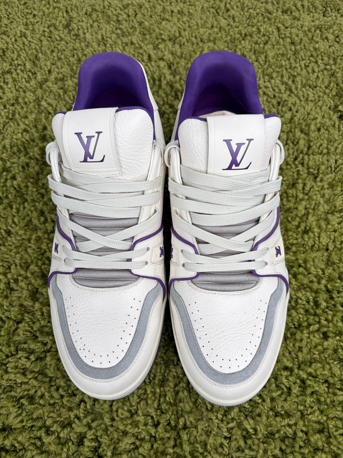 Louis Vuitton Trainer Viola 8.5