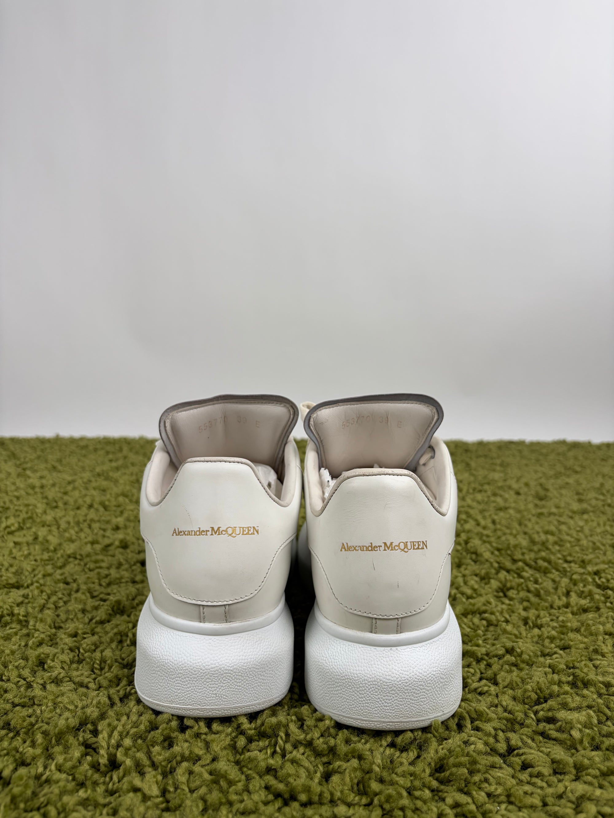 Mcqueen Size 39 bianche
