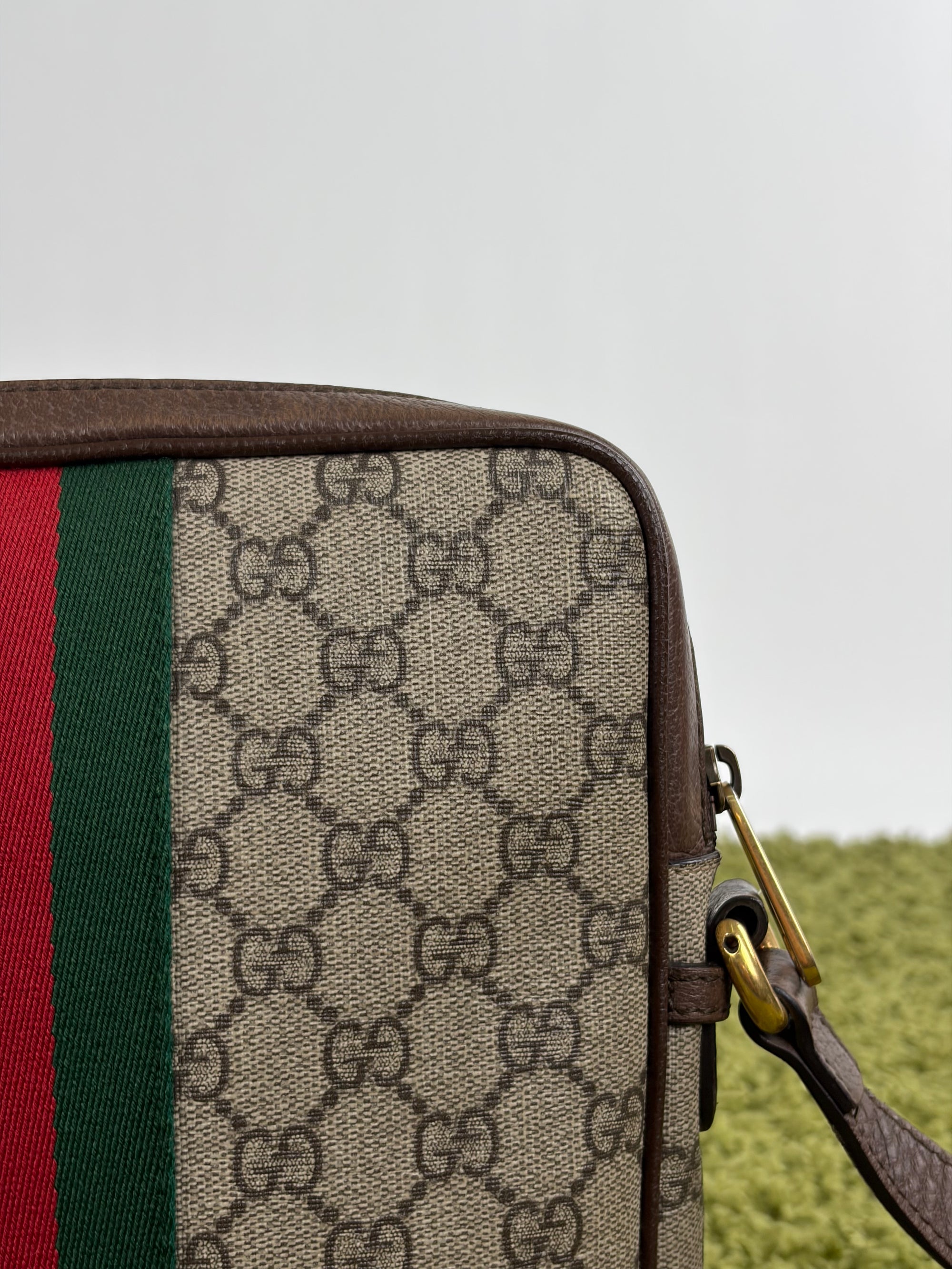 Borsello Gucci beige verde e rosso