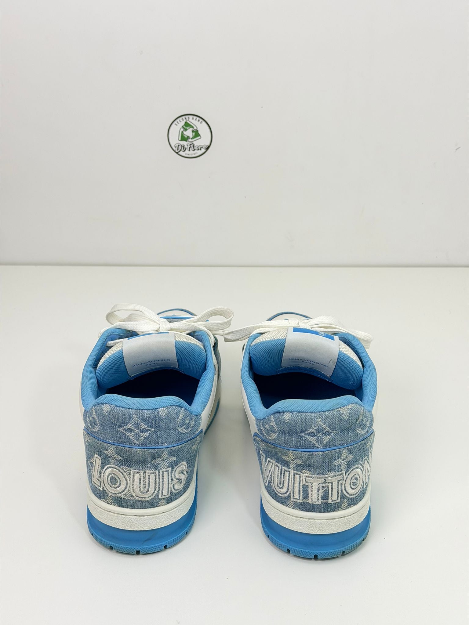 Louis Vuitton trainer Size 7=41 veste 42 bianca e azzurra