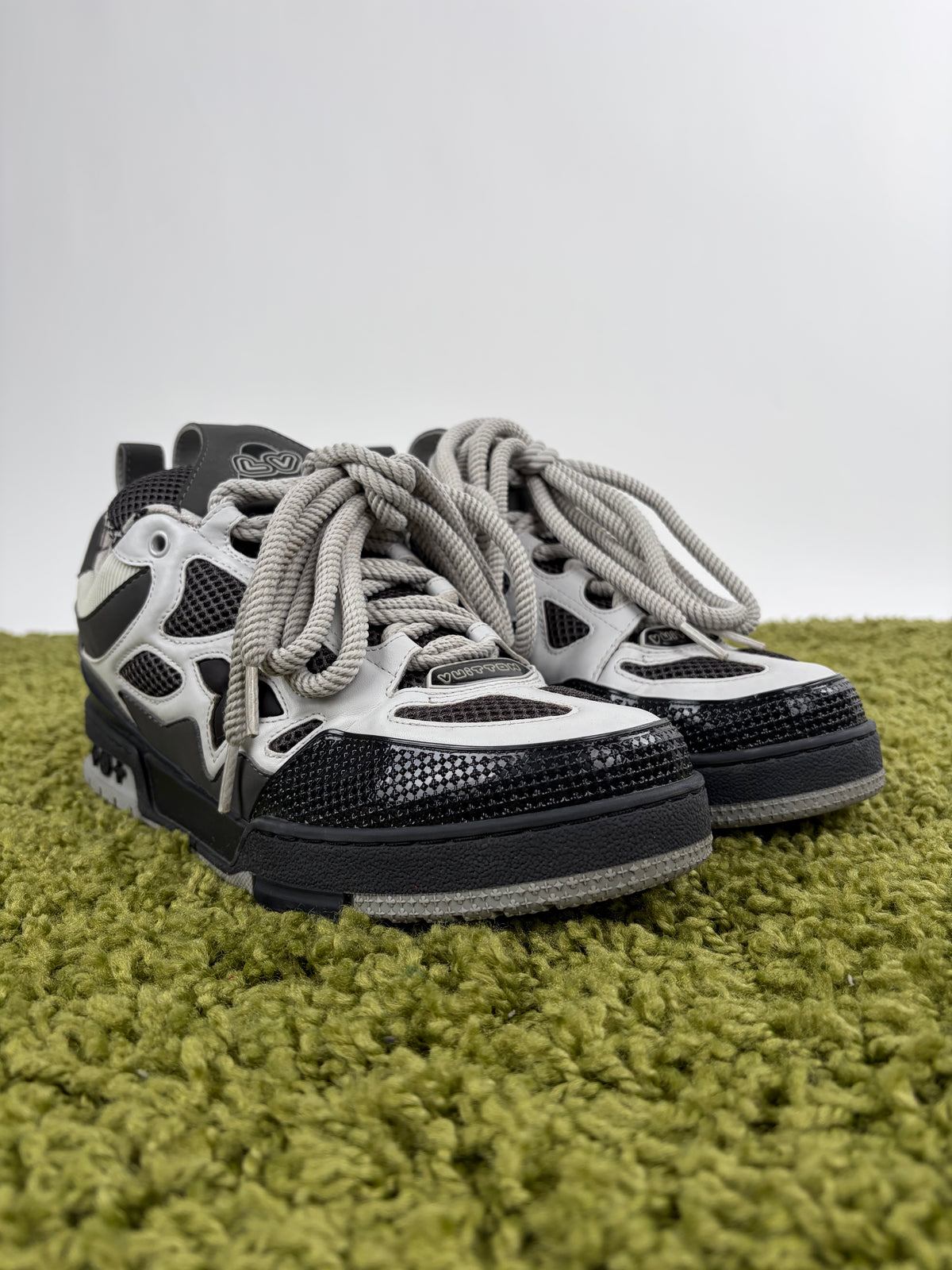 Louis Vuitton Skate Grigio 8.5