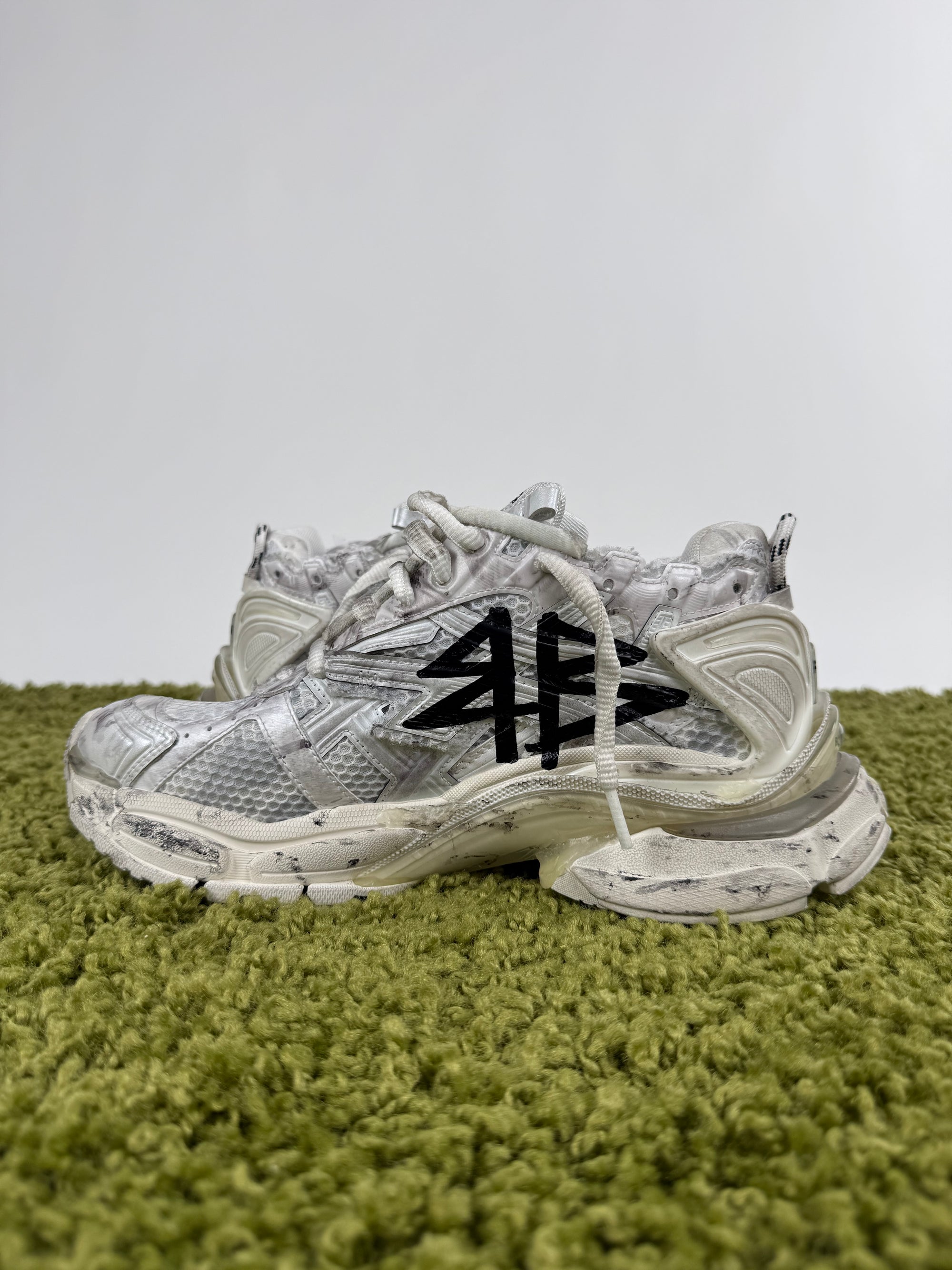 Balenciaga Runner Graffiti Grigie 41