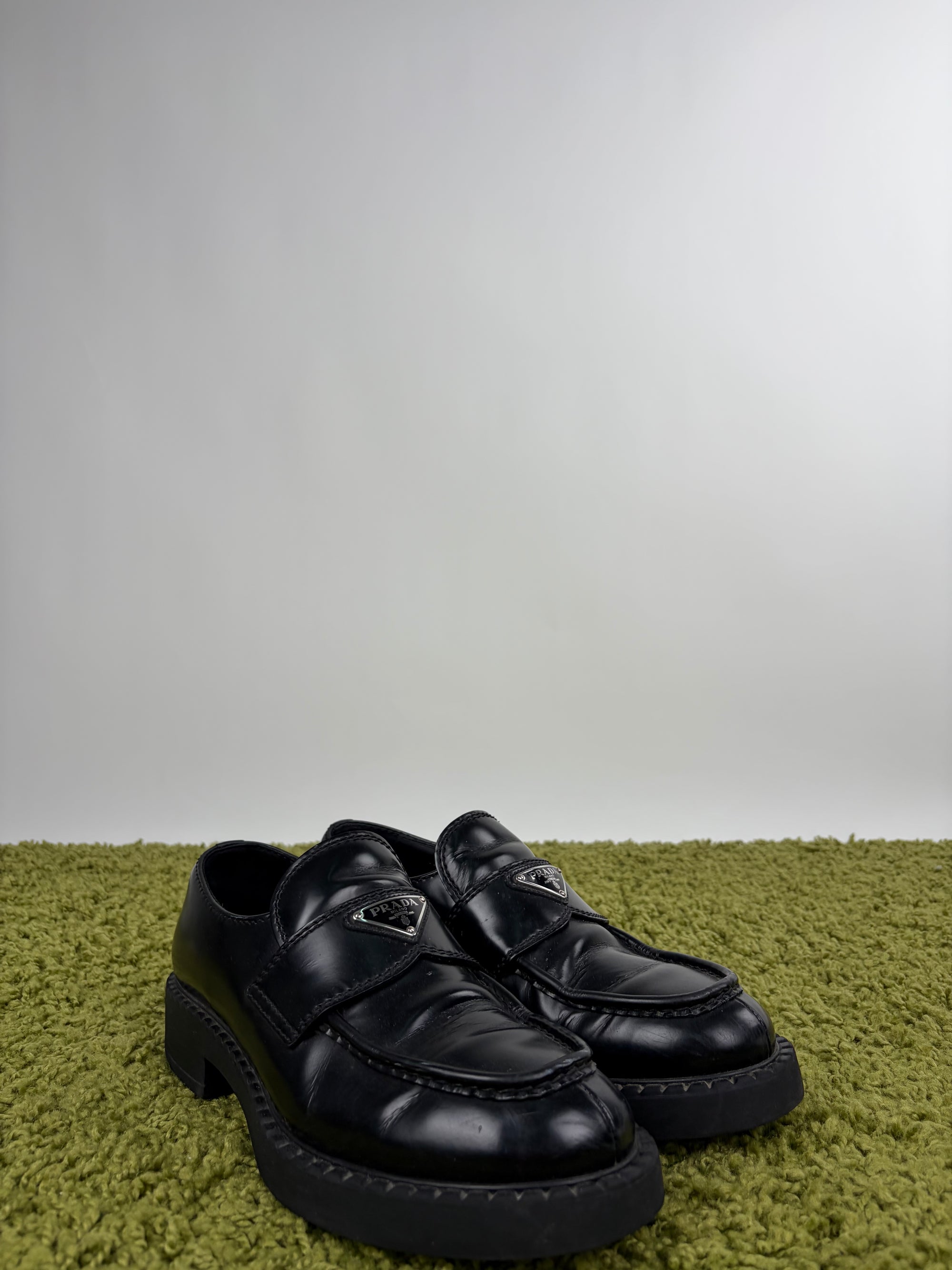Mocassino Prada Size 8.5=42.5 neri