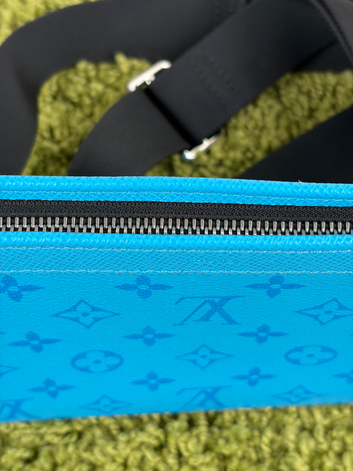 Mini Borsa a tracolla Louis Vuitton Gaston Azzurra