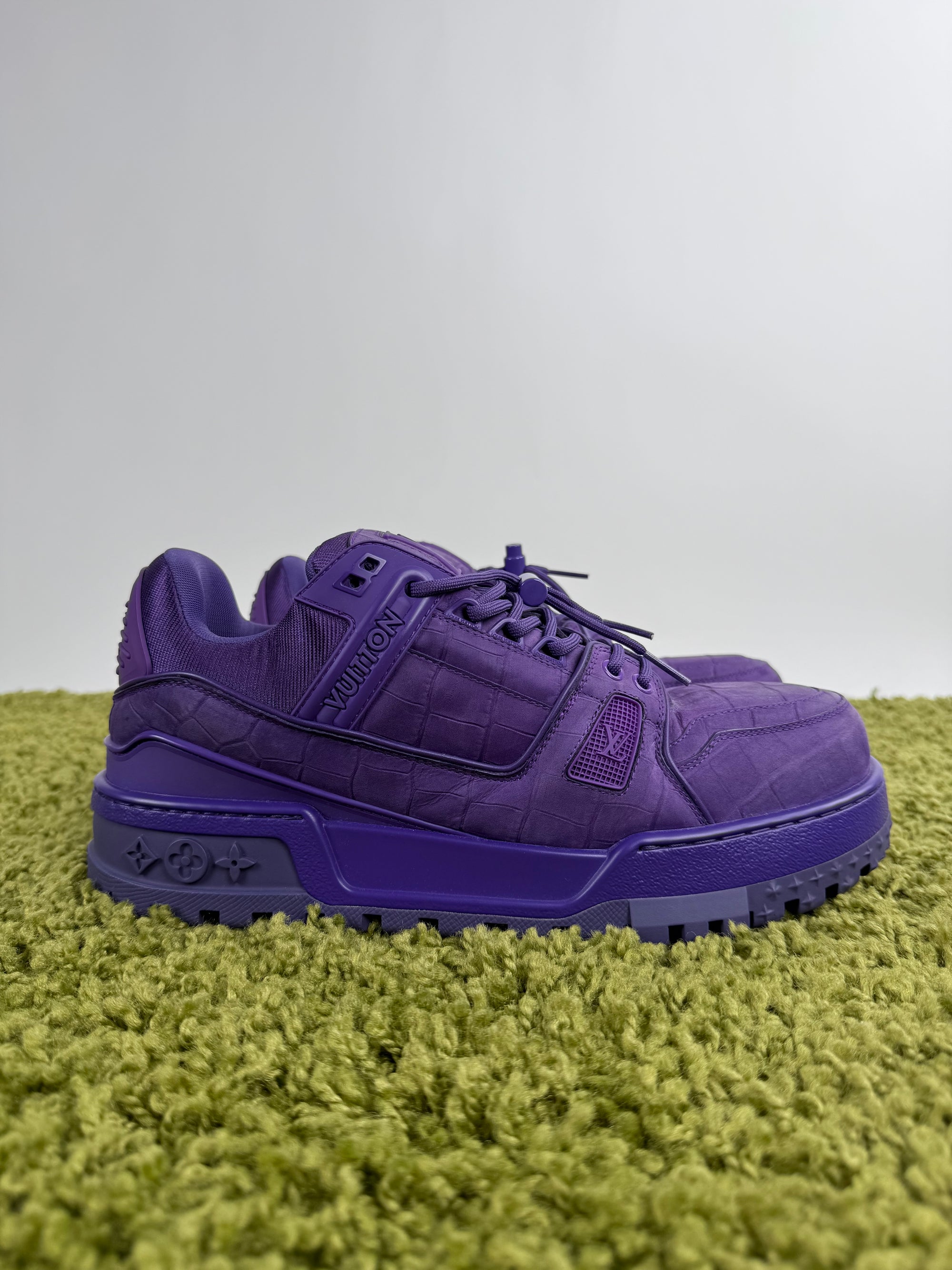 Louis Vuitton Trainer Maxi Viola 9