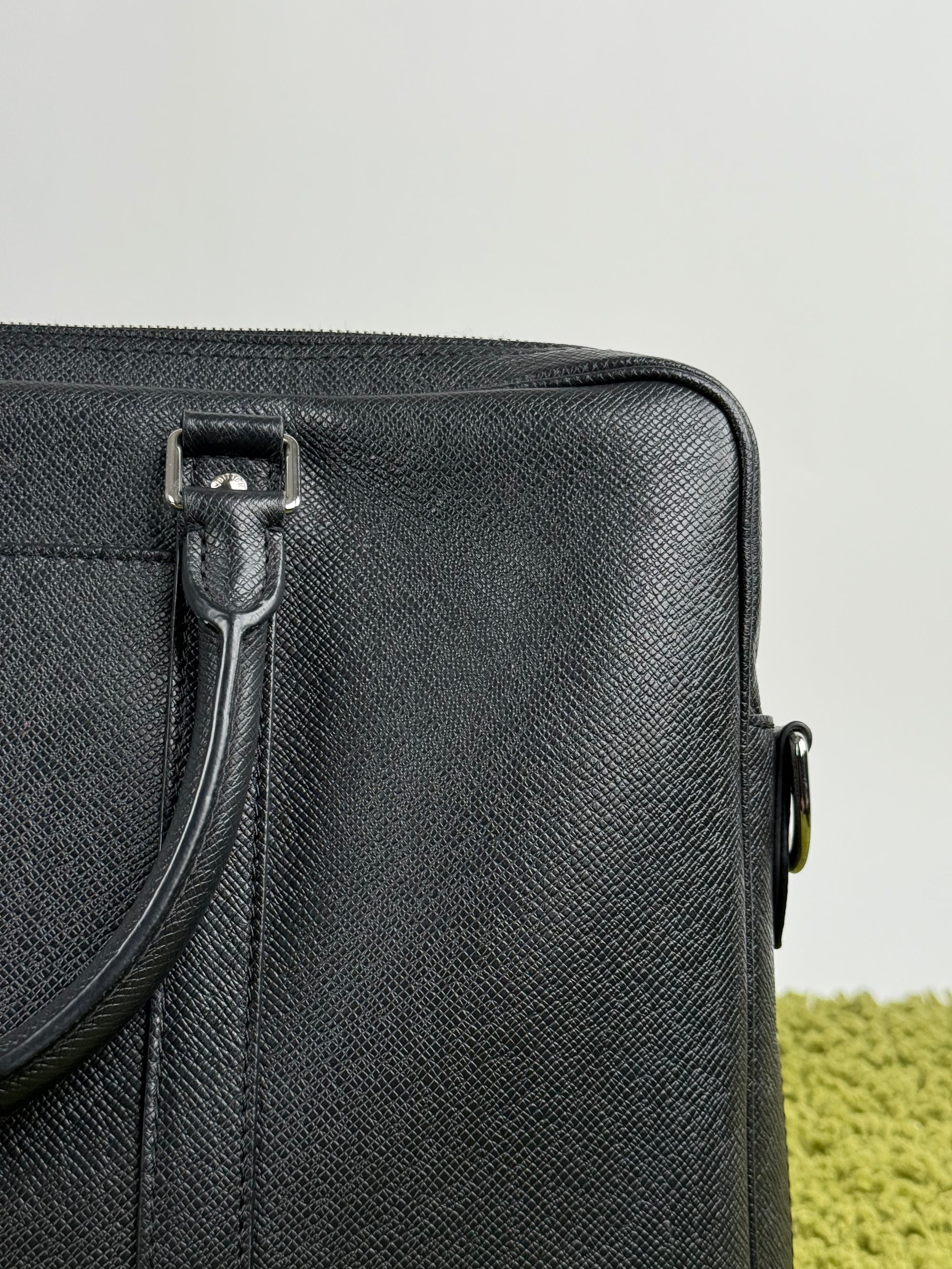 Portadocumenti Voyage Louis Vuitton Grigio