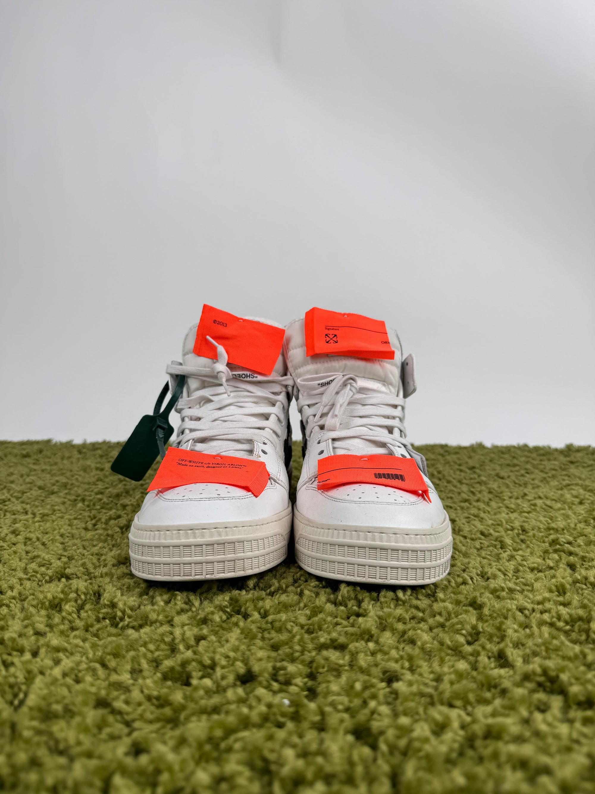 Off White High Sneaker 44