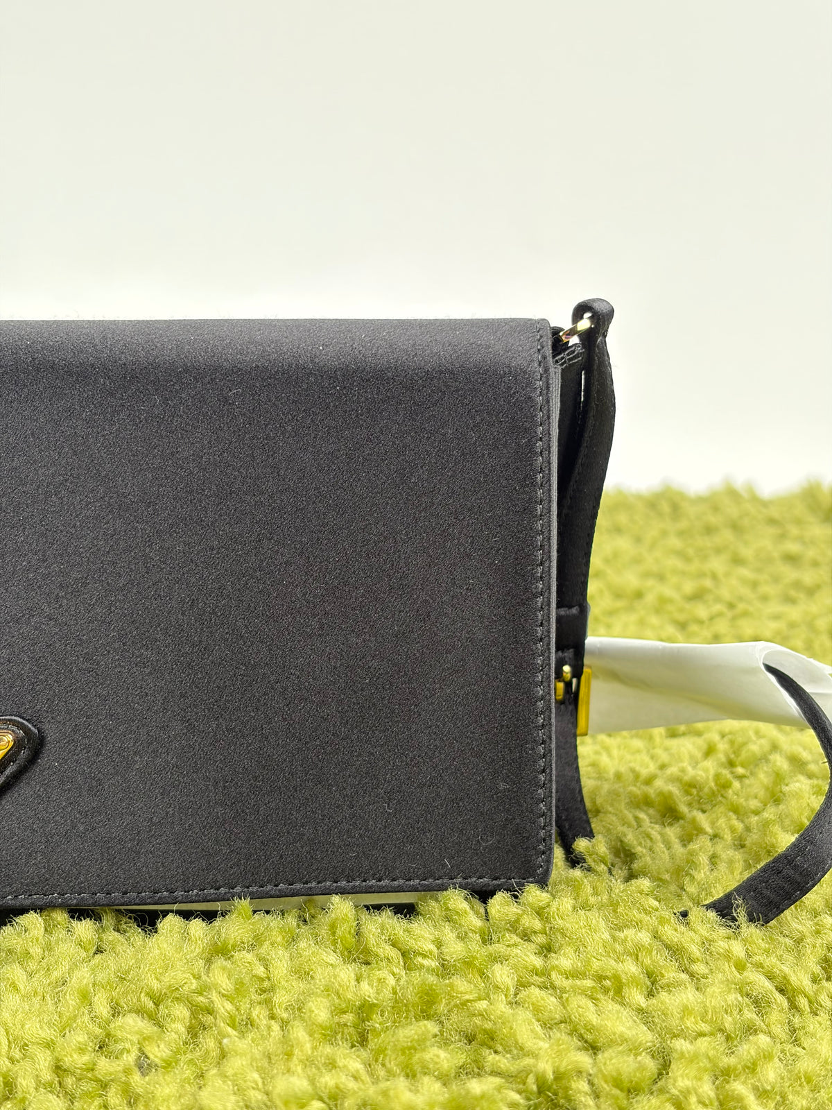 Borsa a spalla Prada Mini in raso Nero