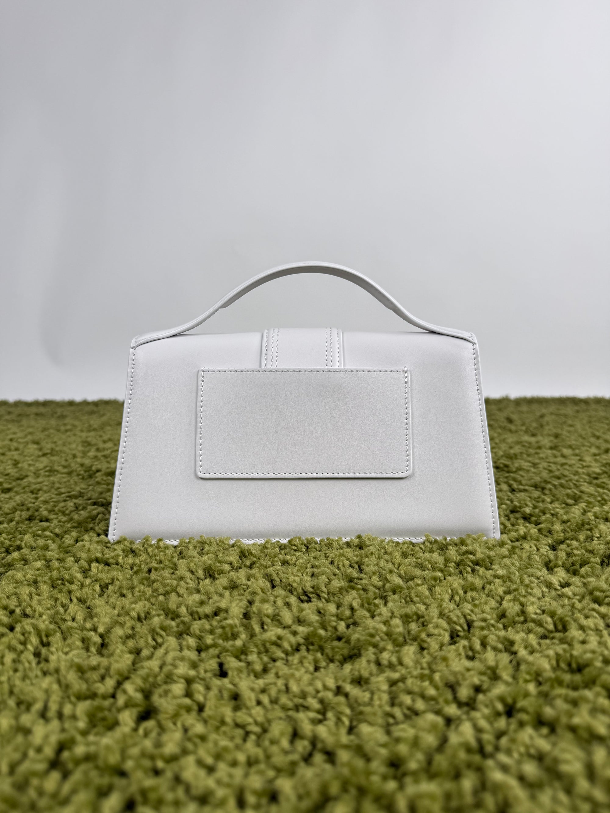 Jacquemus Grande Bambino bianca