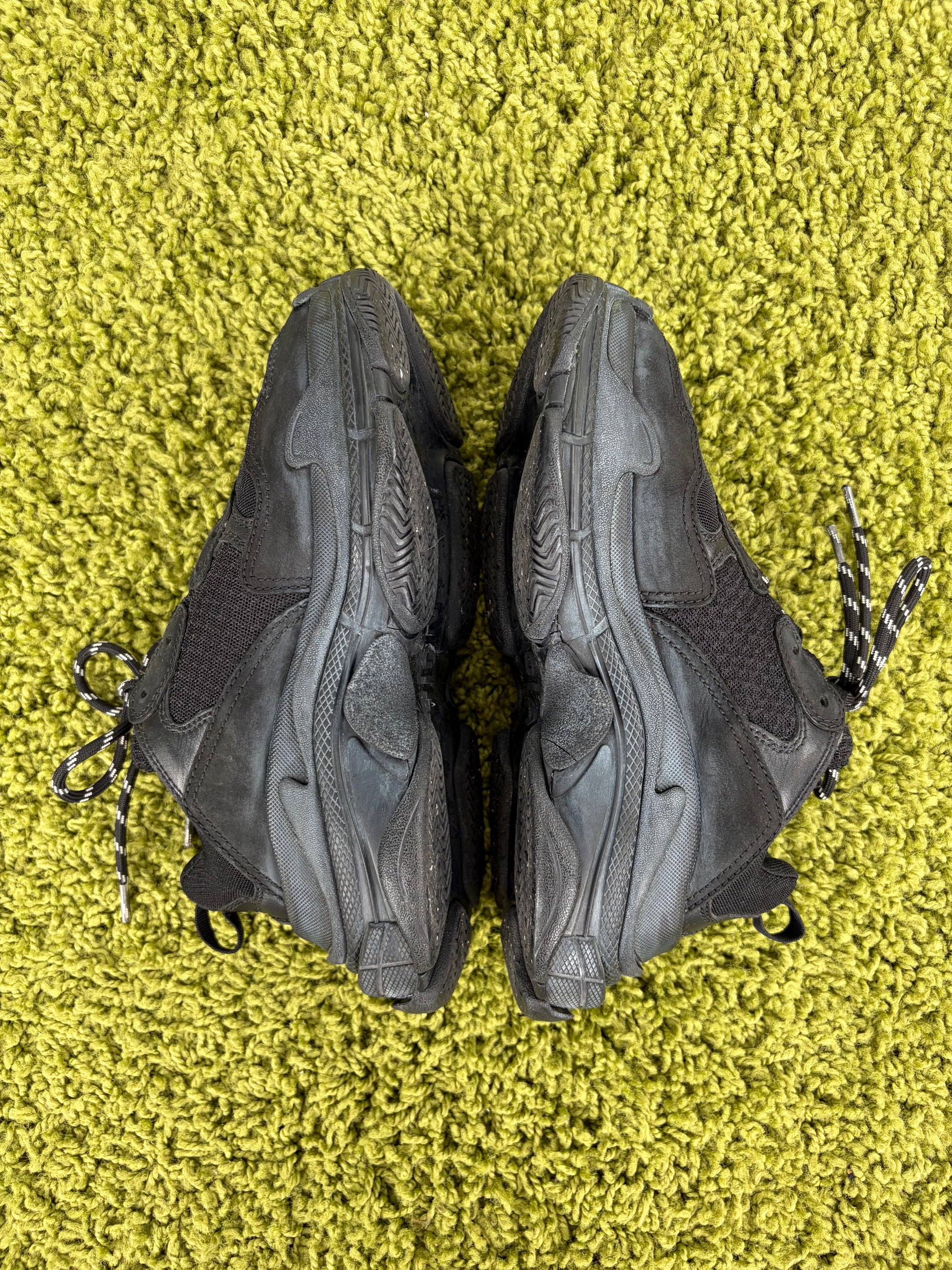 Balenciaga Triple S Size 38 nere effetto usato
