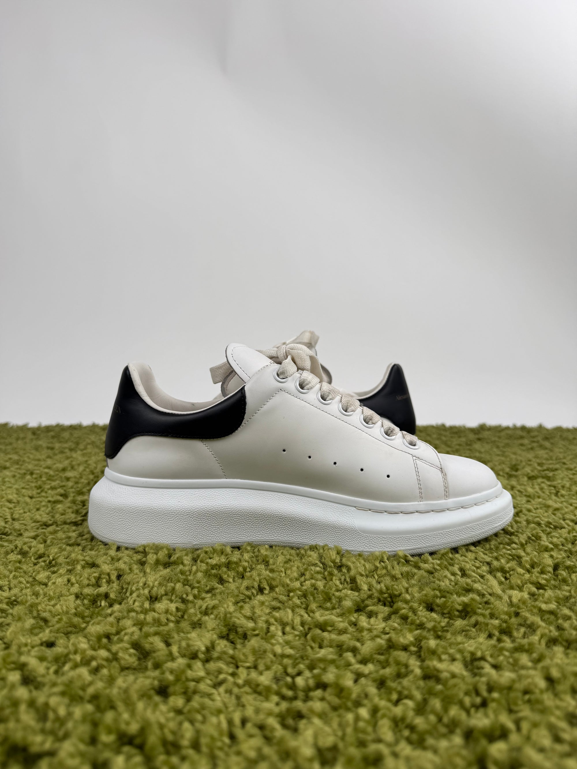 Alexander McQueen Sneaker 40.5