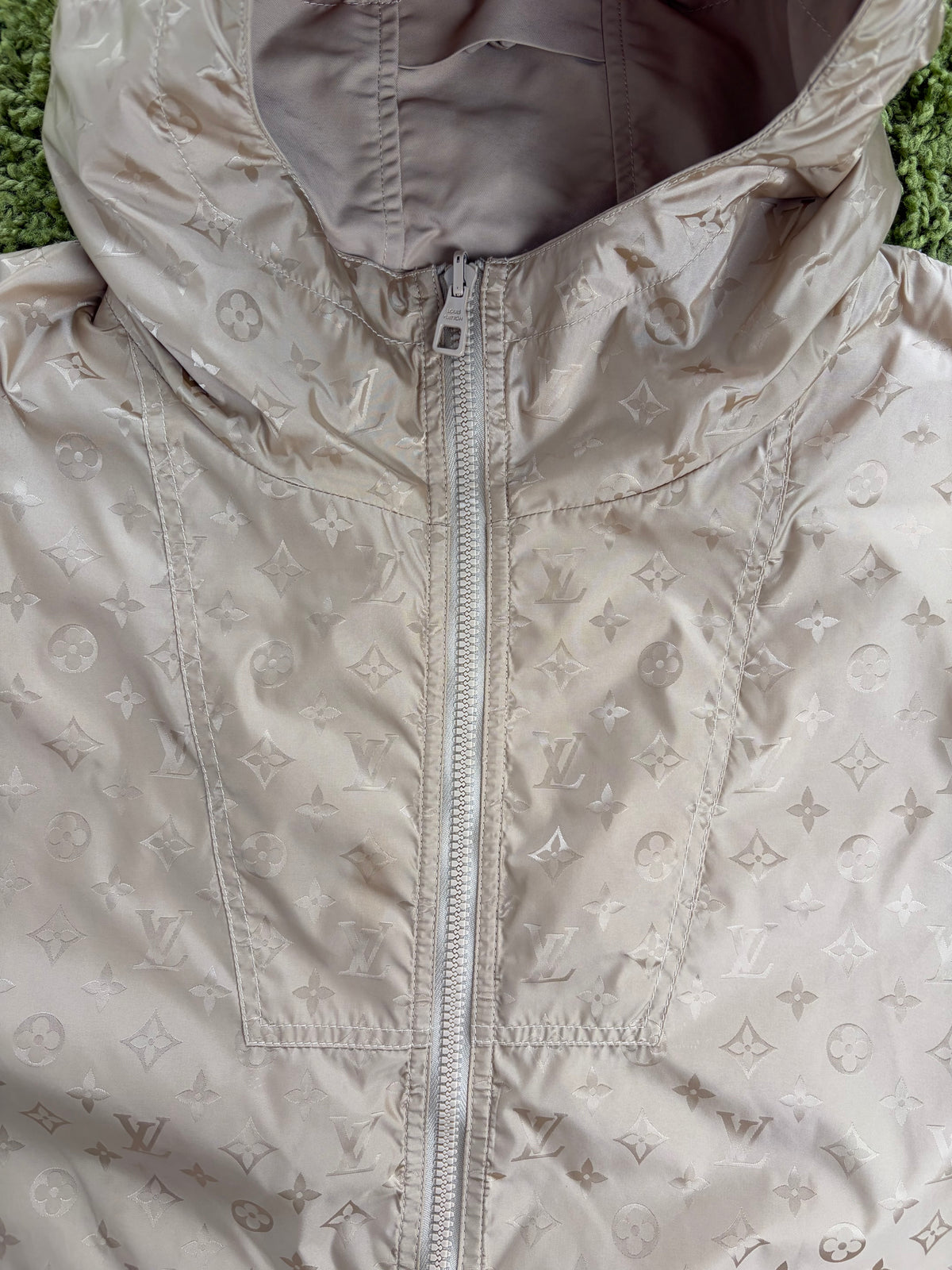 Giacca a vento Louis Vuitton Reversibile Monogram Oro 52