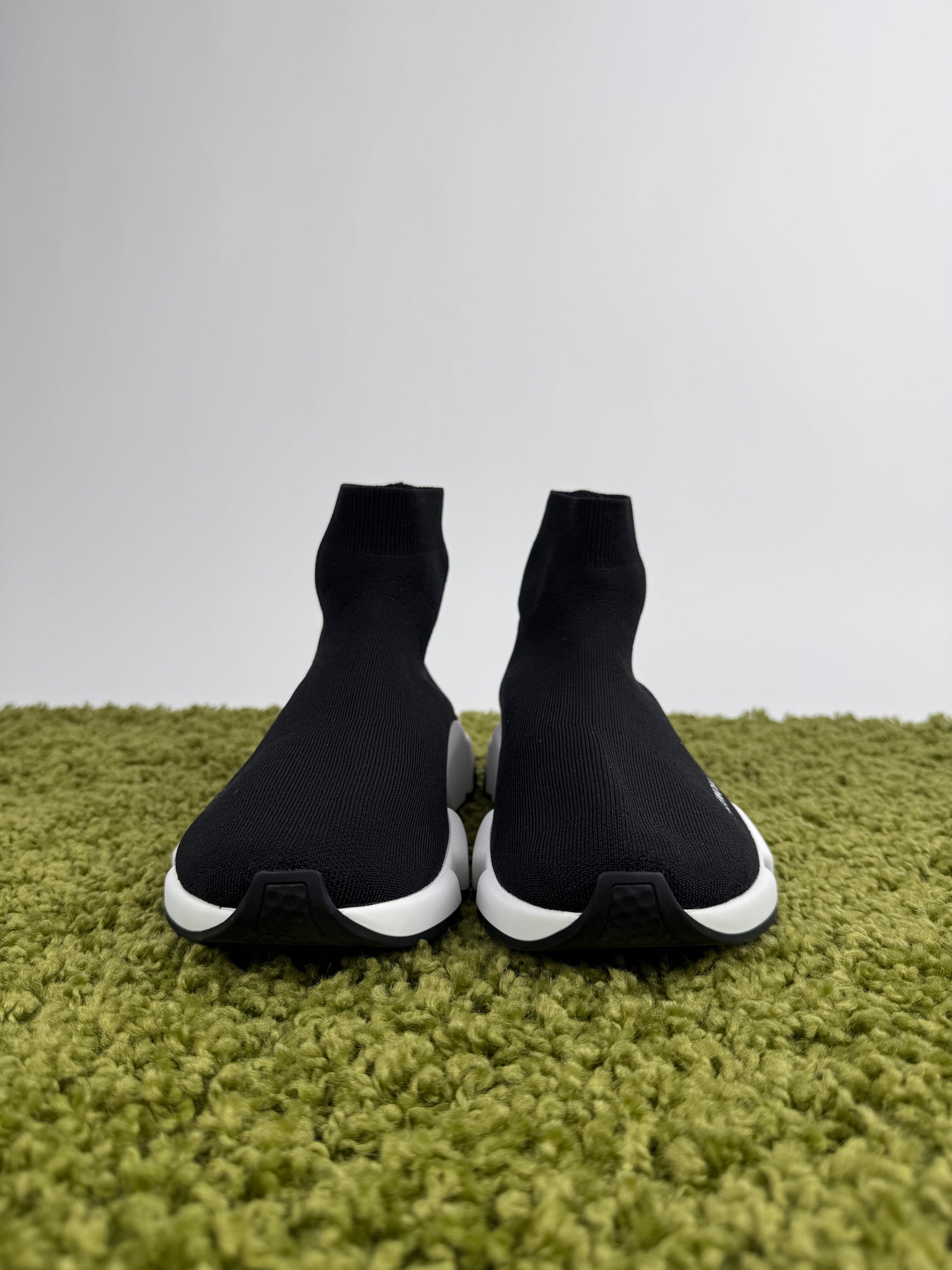 Balenciaga speed 42