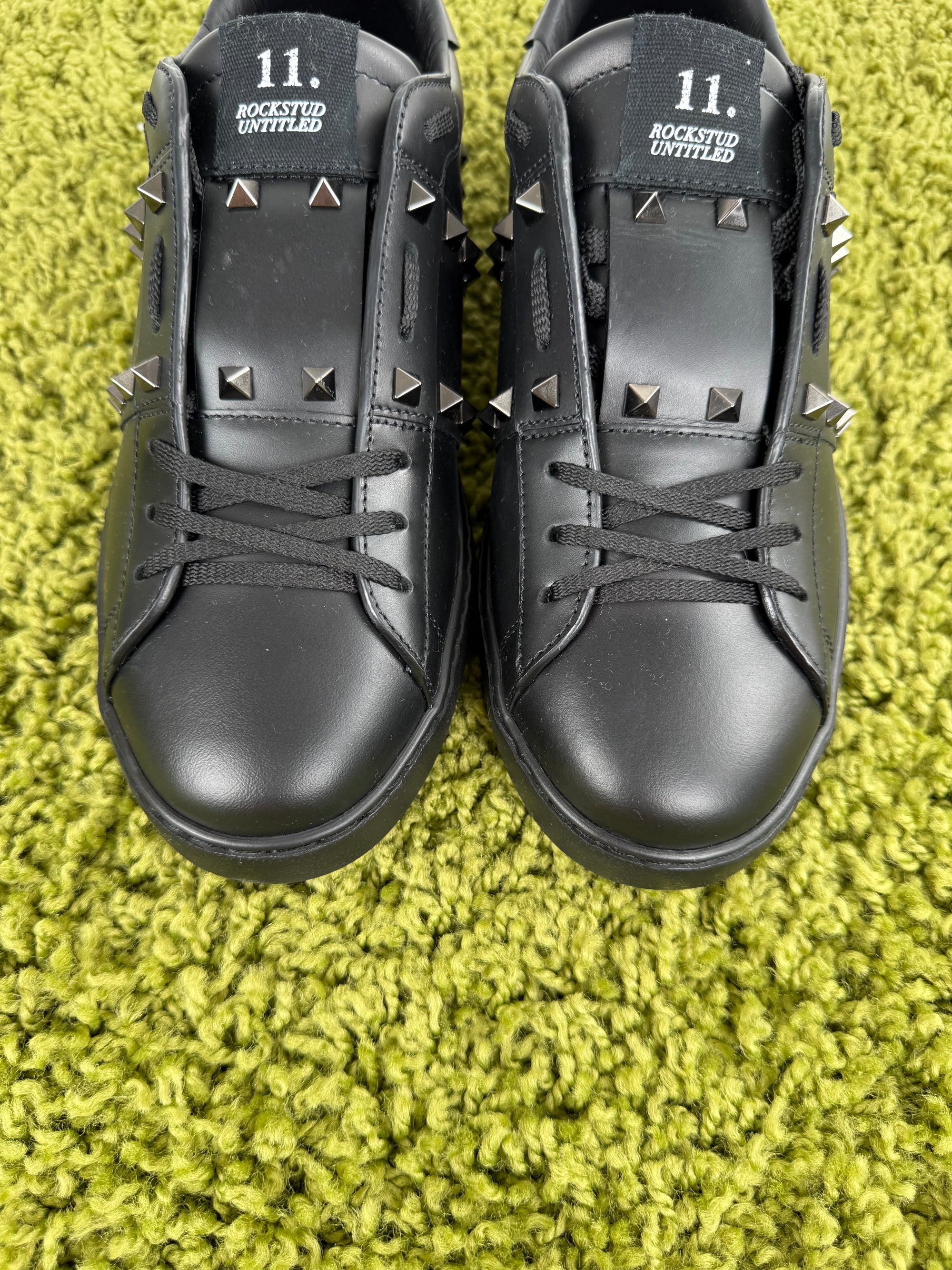 Valentino Garavani Rockstud 42.5
