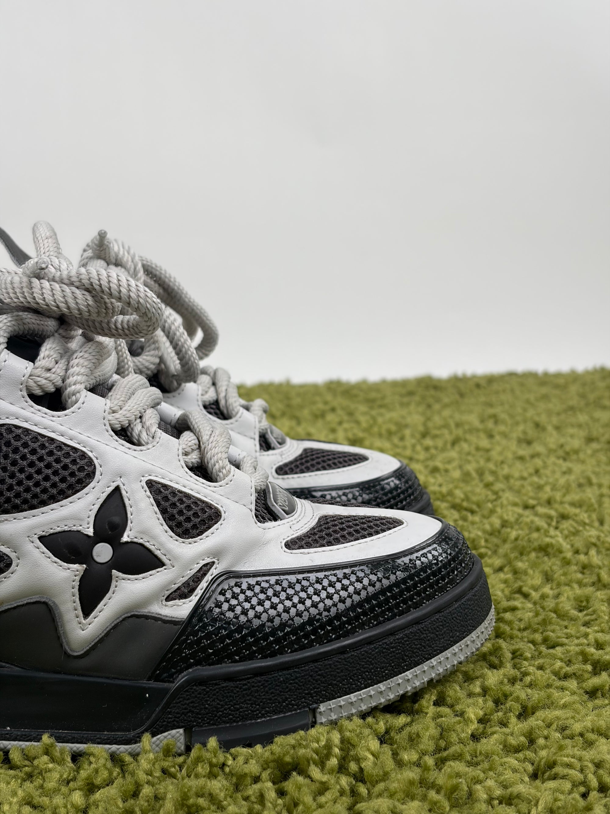 Louis Vuitton Skate Size 7.5=41.5 calza 42.5 grigie