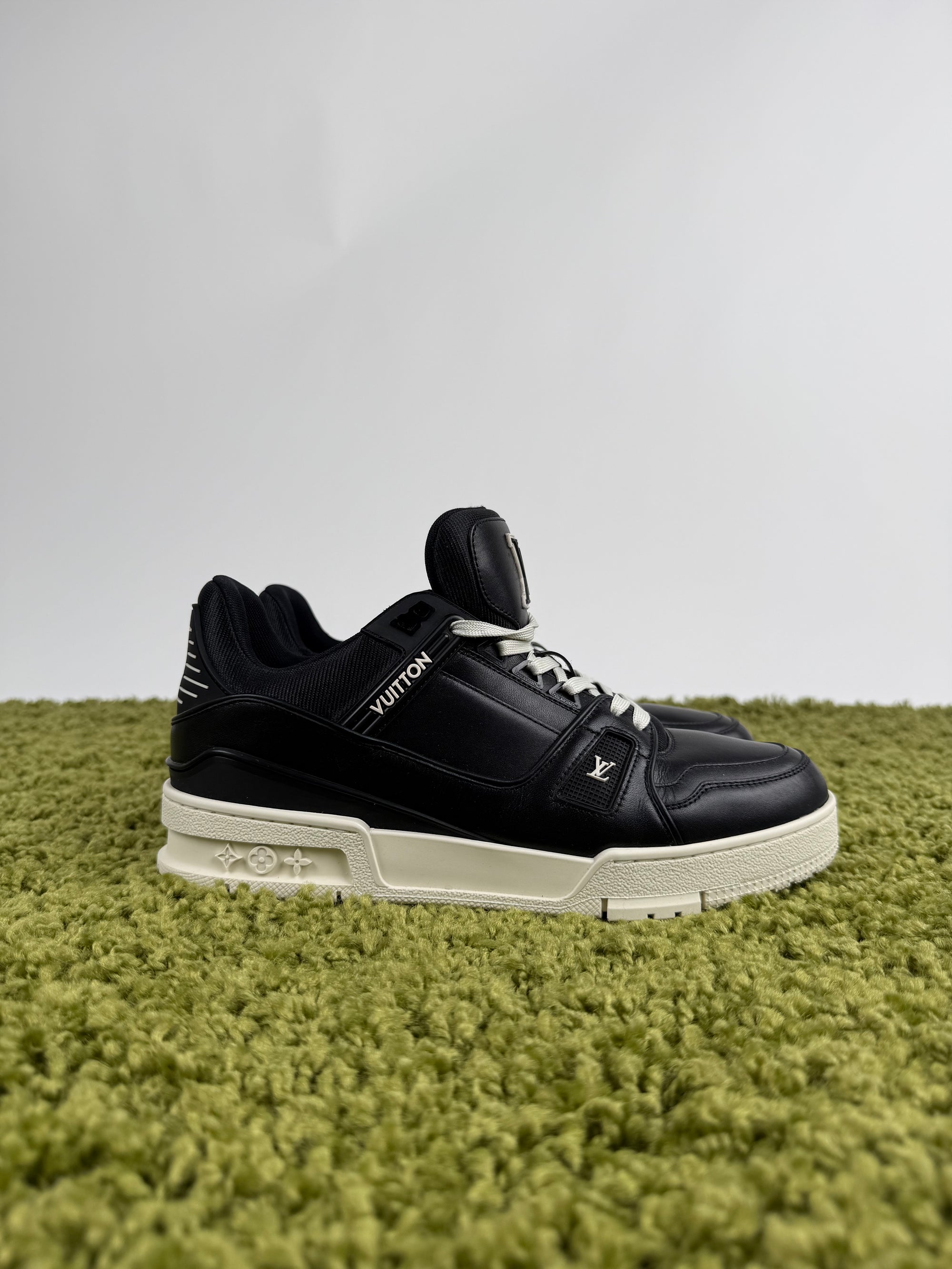 Louis Vuitton Trainer 40 veste 41