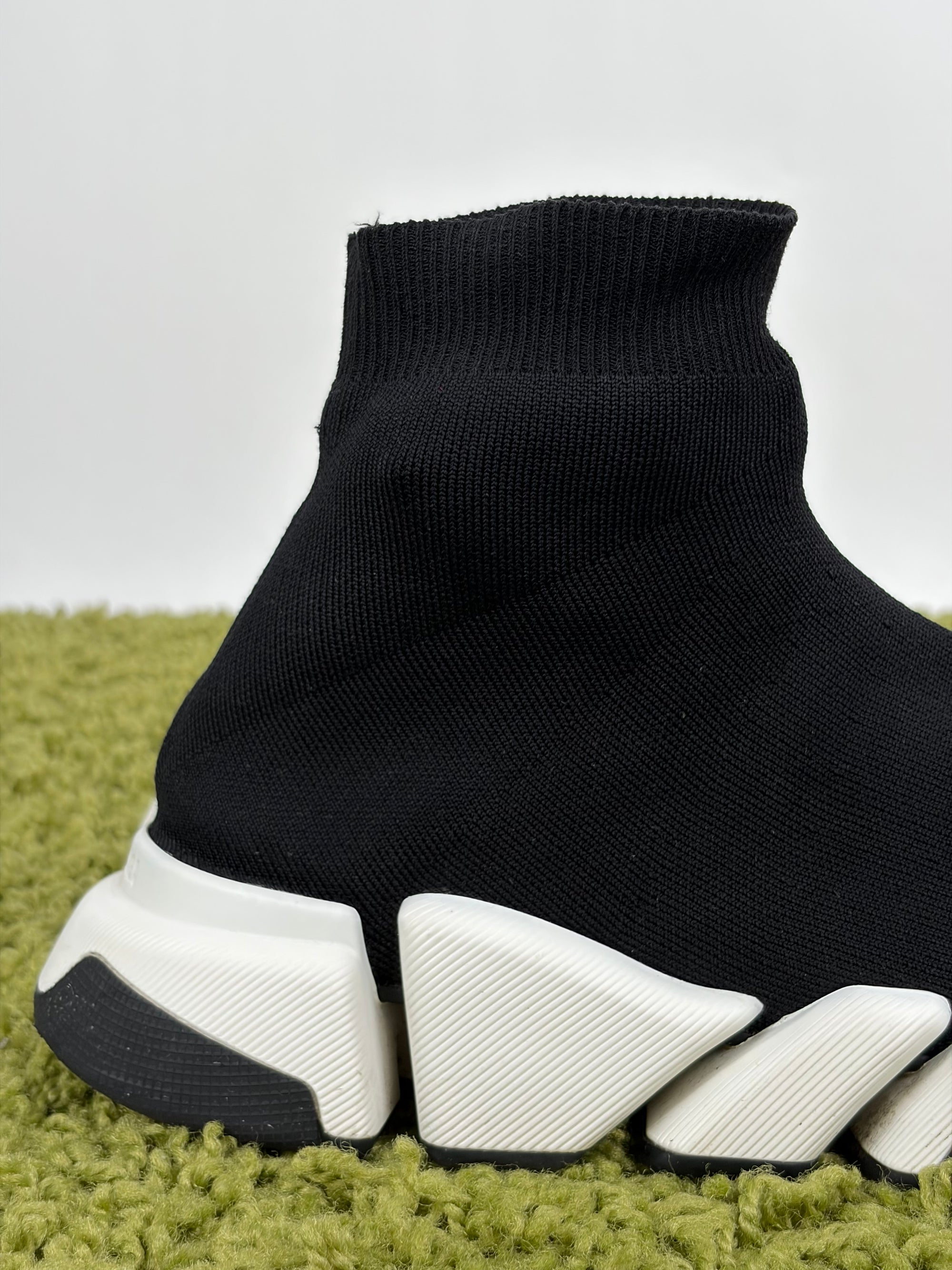 Balenciaga Speed Size 43 nere e bianche