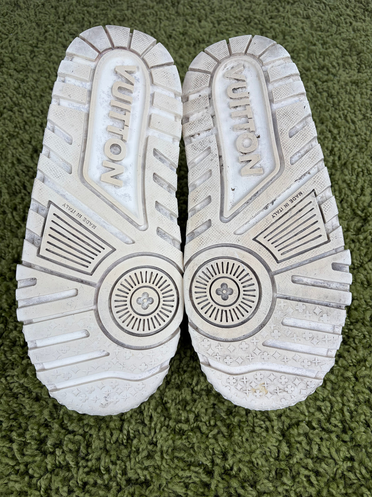Louis Vuitton Trainer Maxi Bianco 8.5
