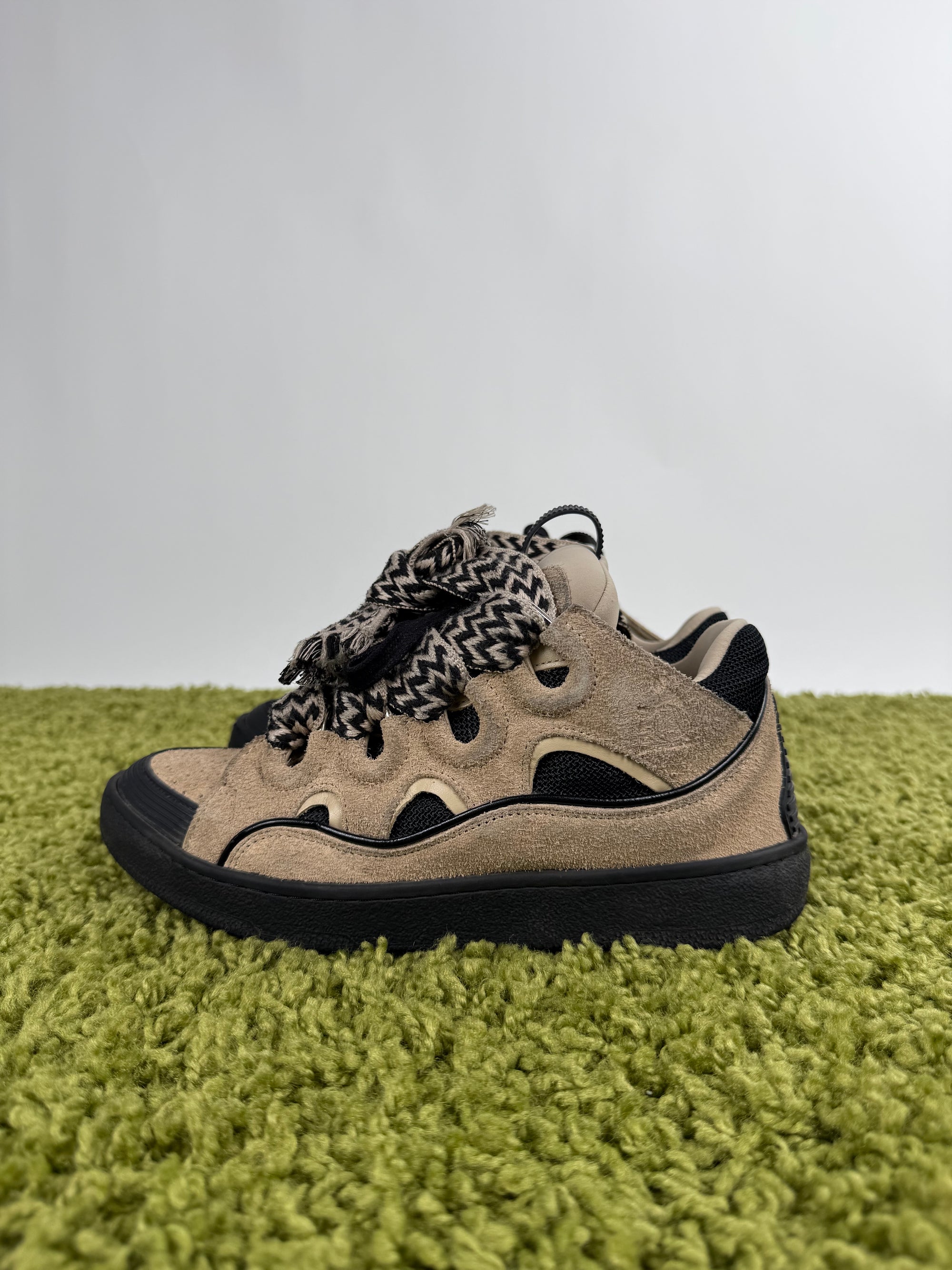 Lanvin Curb Sneaker Beige 40