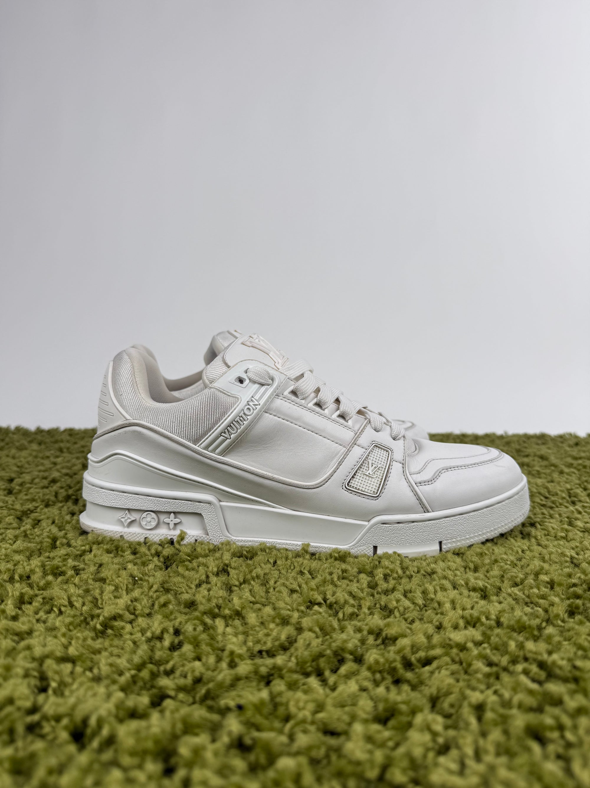 Louis Vuitton Trainer Bianca 9