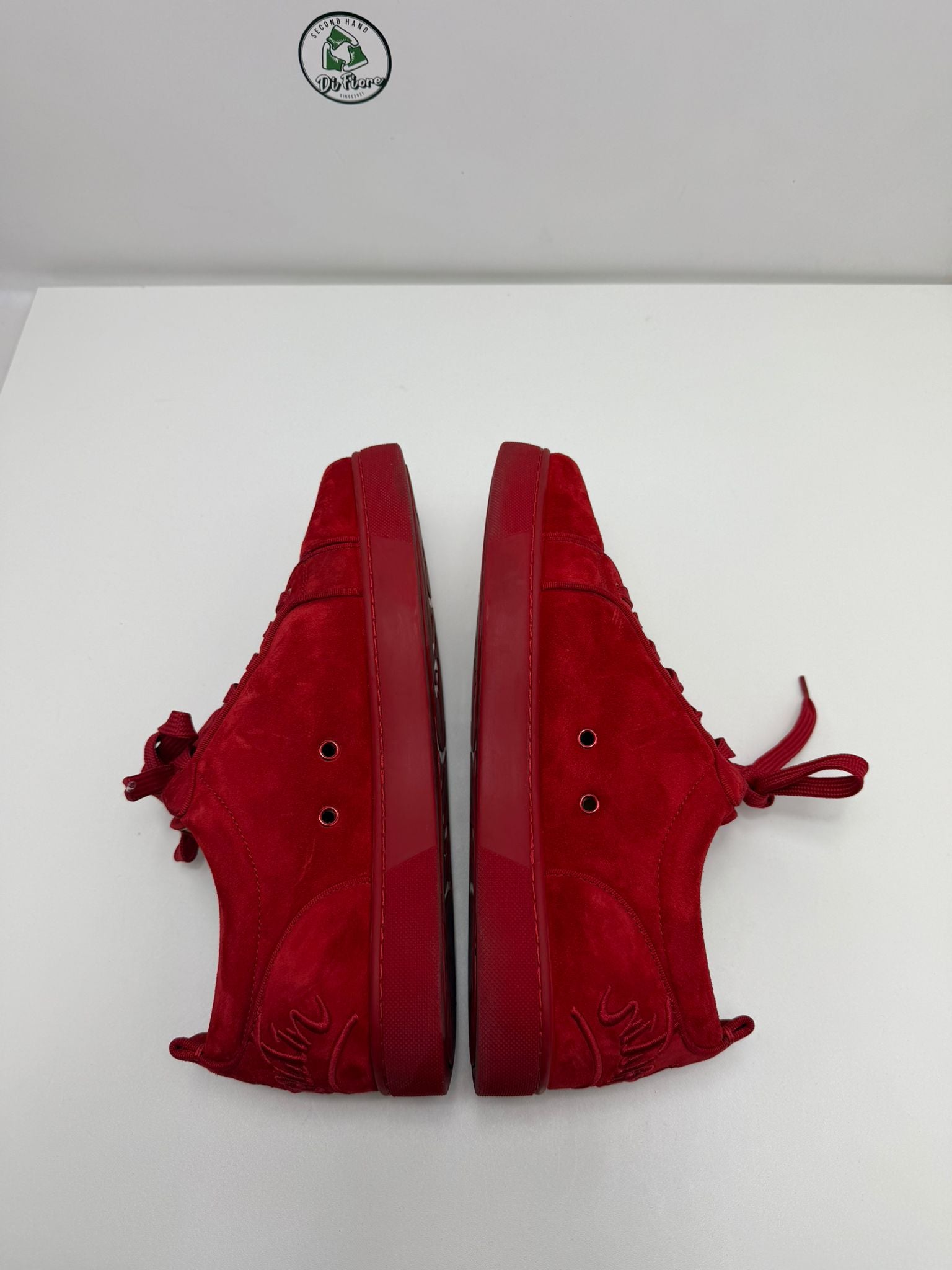 Christian Louboutin 44 basse rosse
