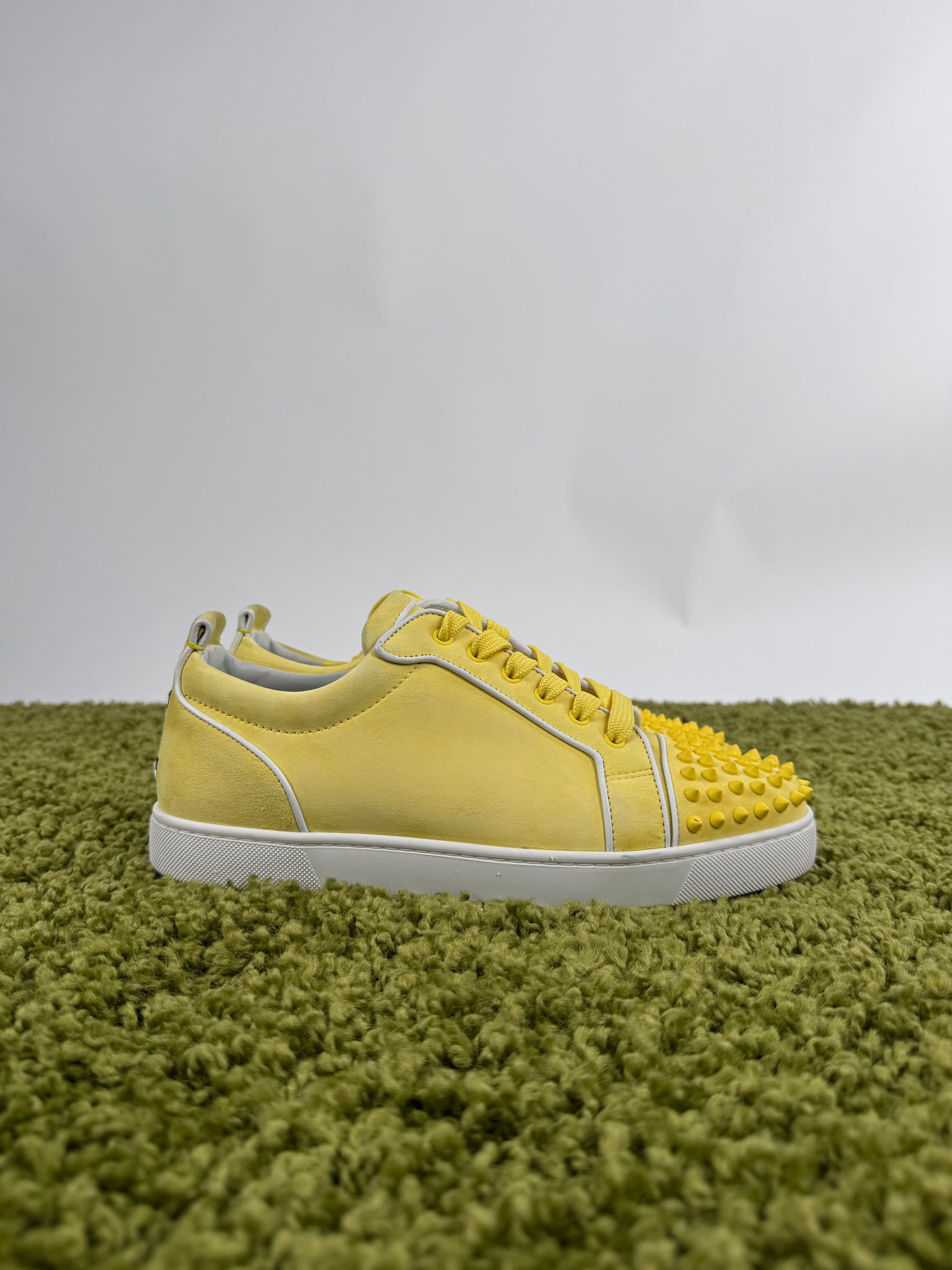 Christian Louboutin Spikes 43