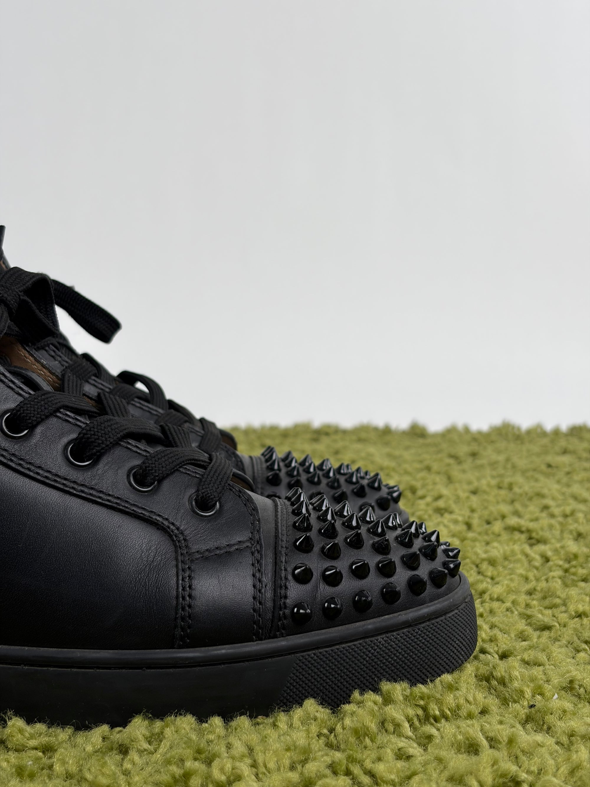 Louboutin alta Size 42 nera