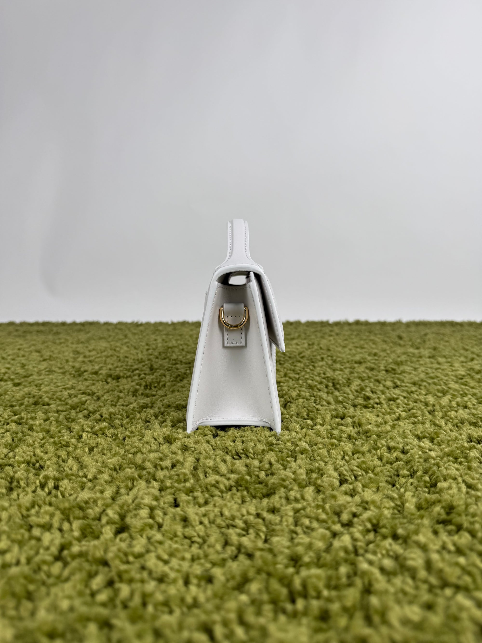 Jacquemus Grande Bambino bianca