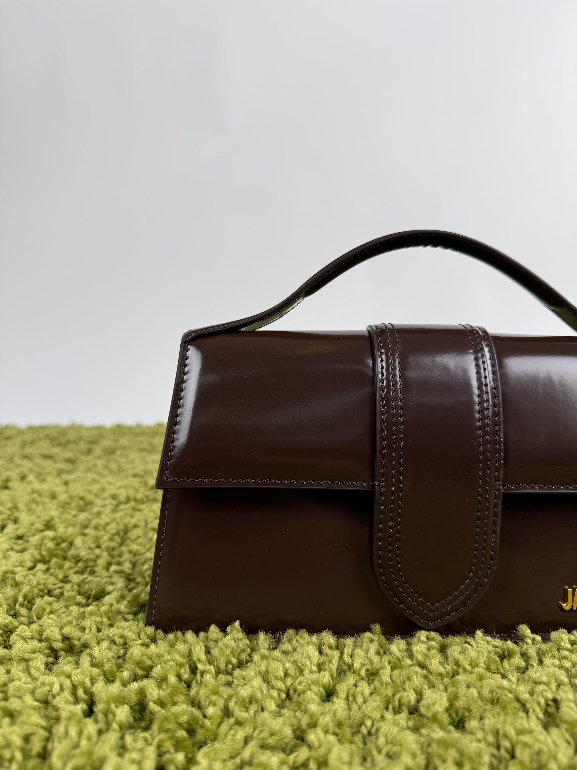 Jacquemus La grande Bambino Marrone Lucido