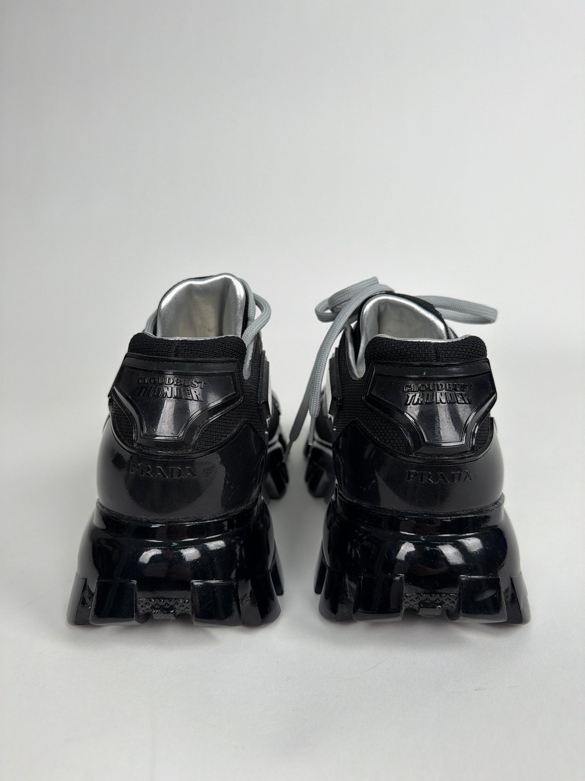 Prada thunder Size 43 nere e grigie