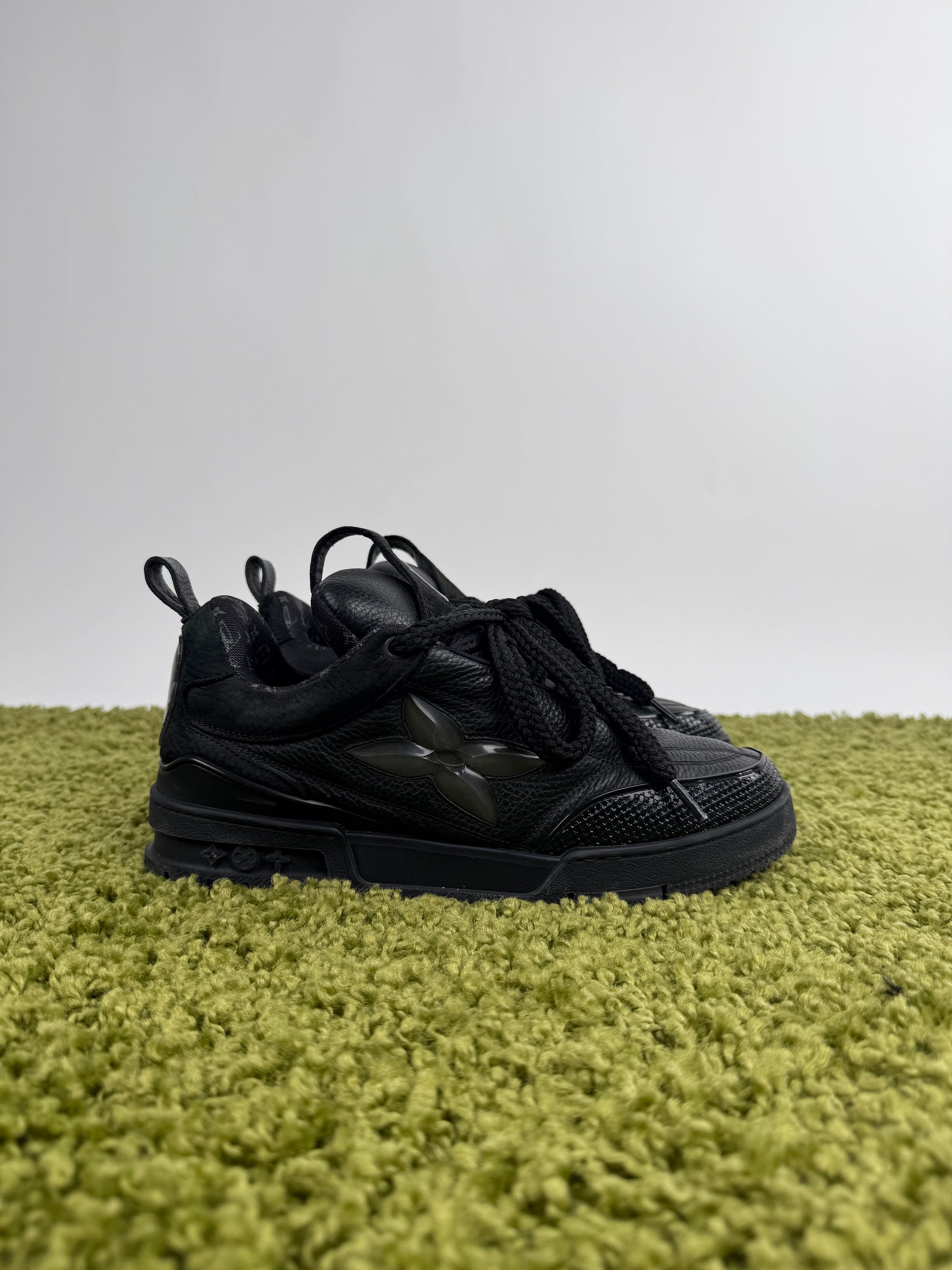Louis Vuitton Skate 42 veste 43