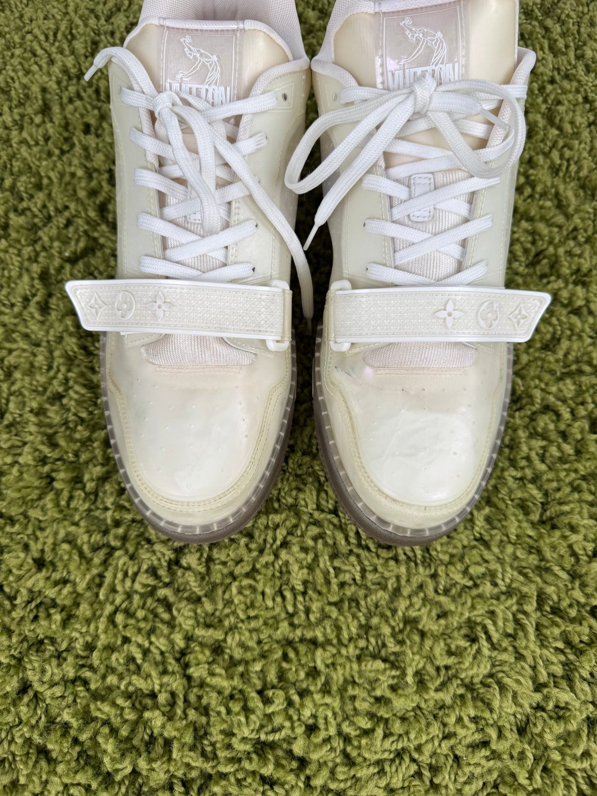 Louis Vuitton Trainer Trasparente con strappo 10 - Second Hand Di Fiore