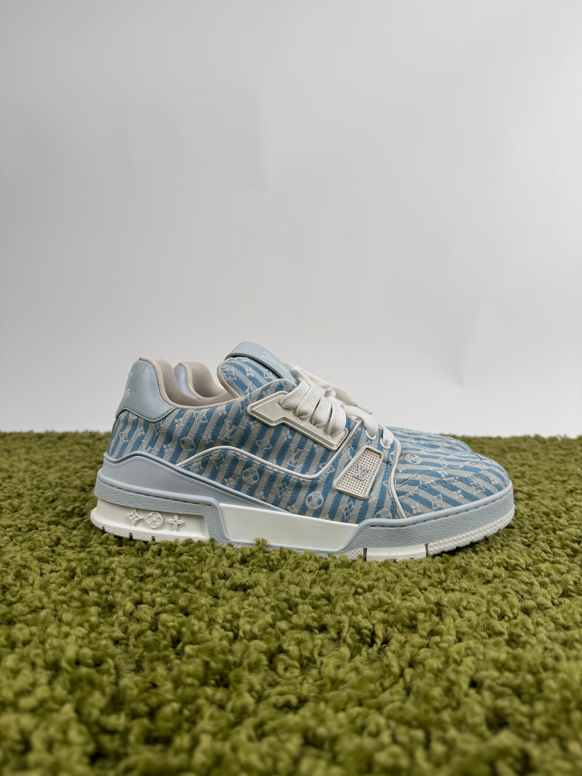 Louis Vuitton Trainer x Mykonos 42 veste 43