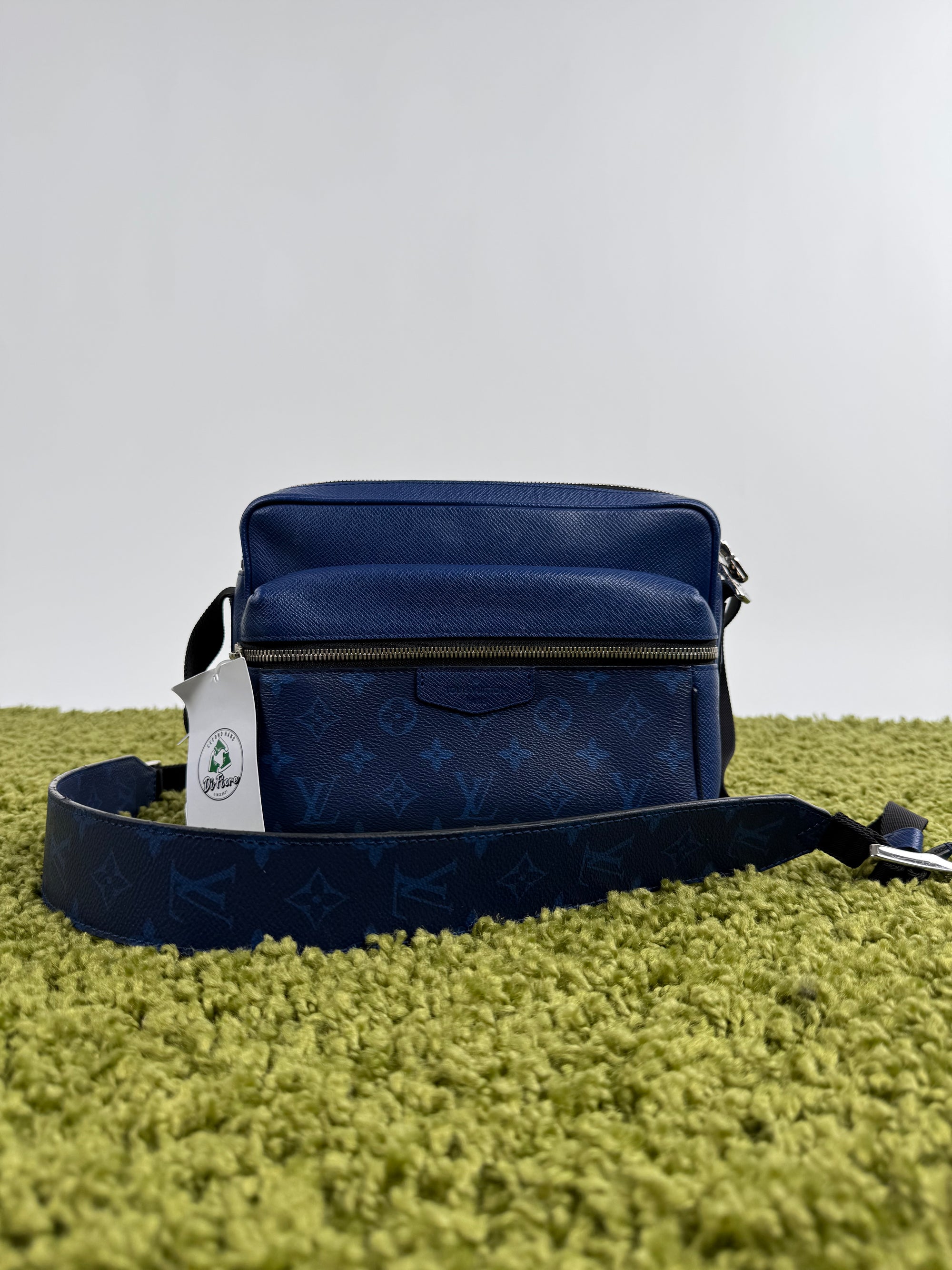 Borsello Outdoor Messenger Louis Vuitton in pelle Blu
