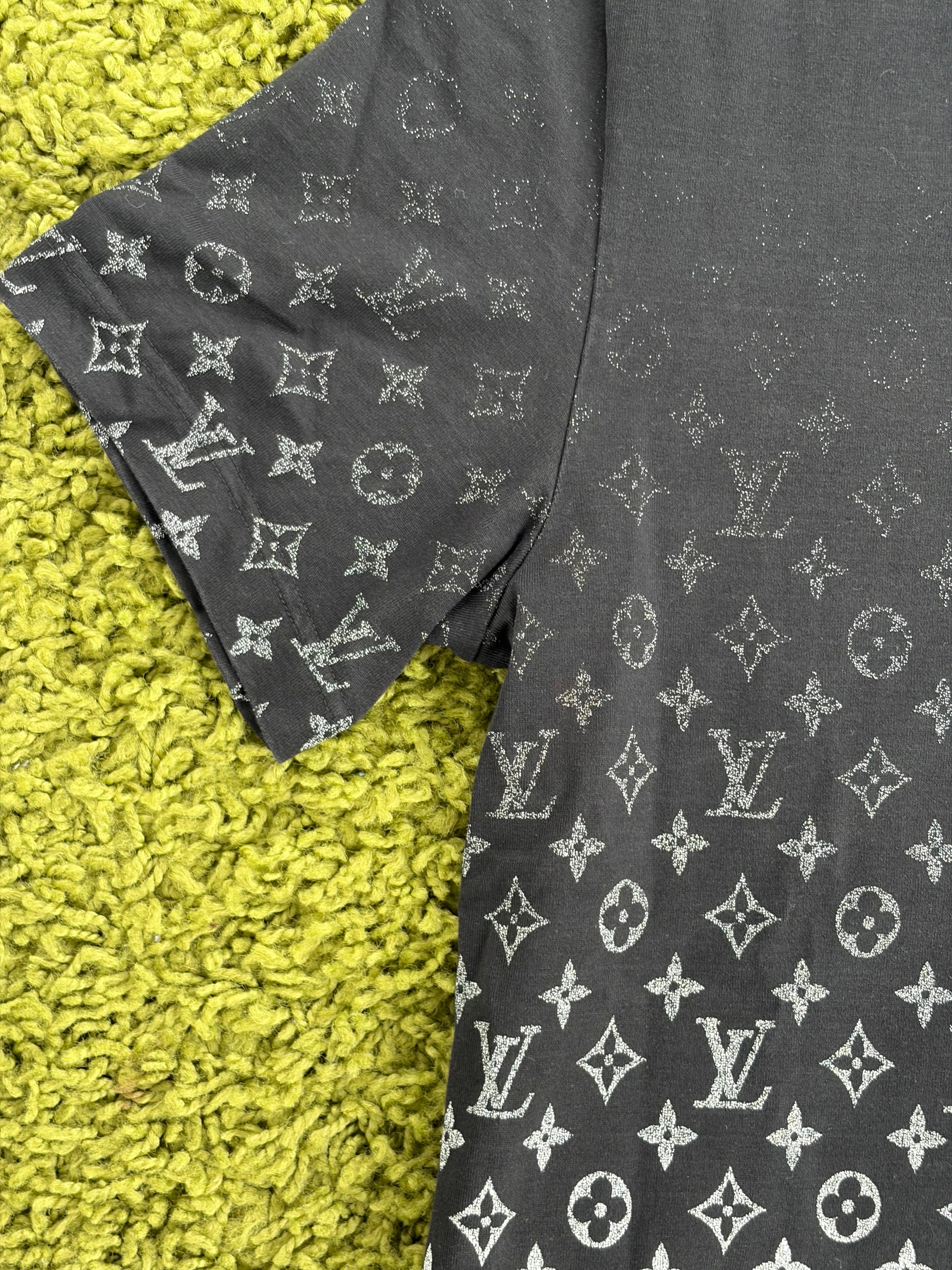 T shirt Louis vuitton Size M nera e bianca
