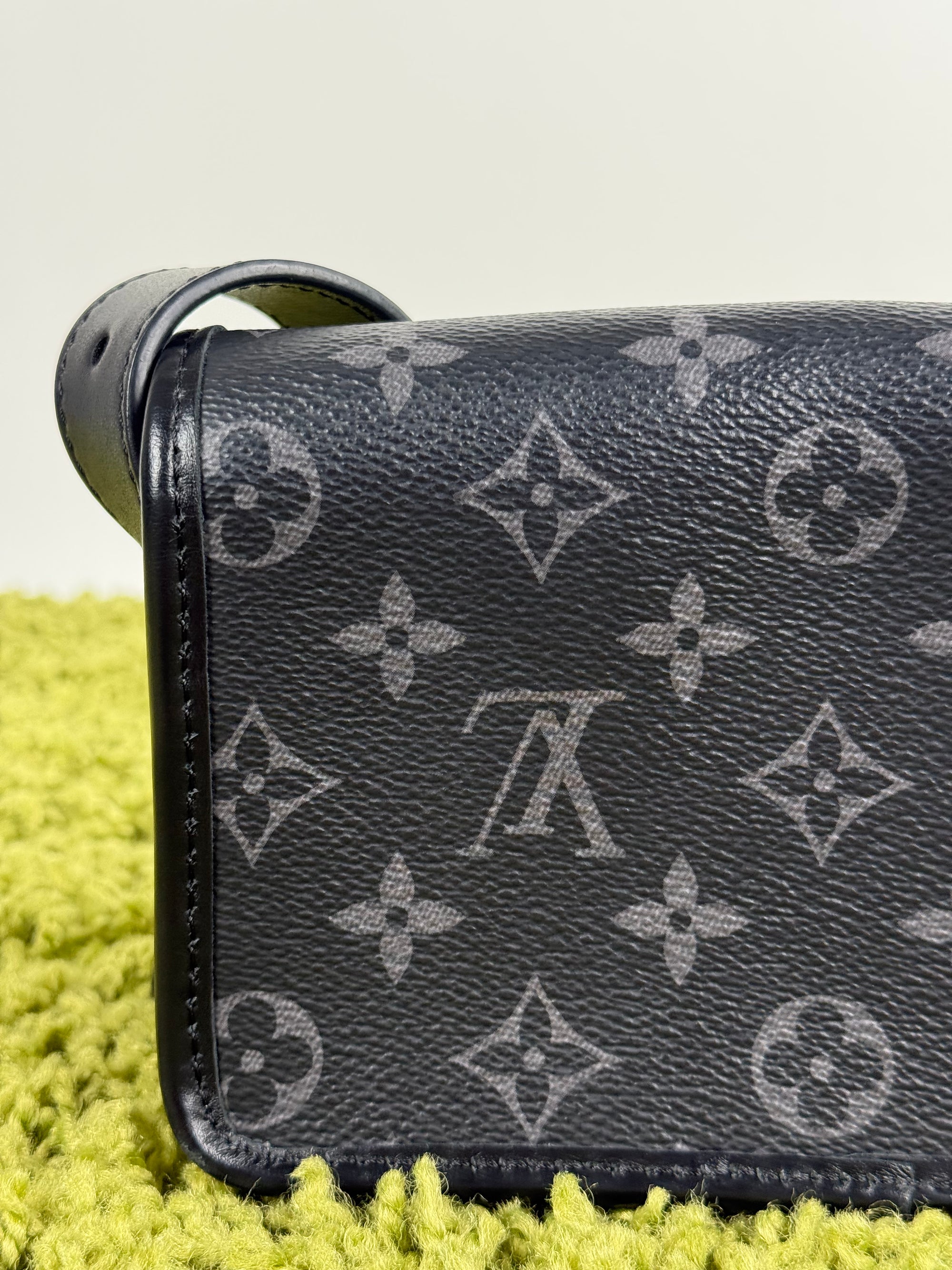 Portafoglio Indossabile Louis Vuitton Nero