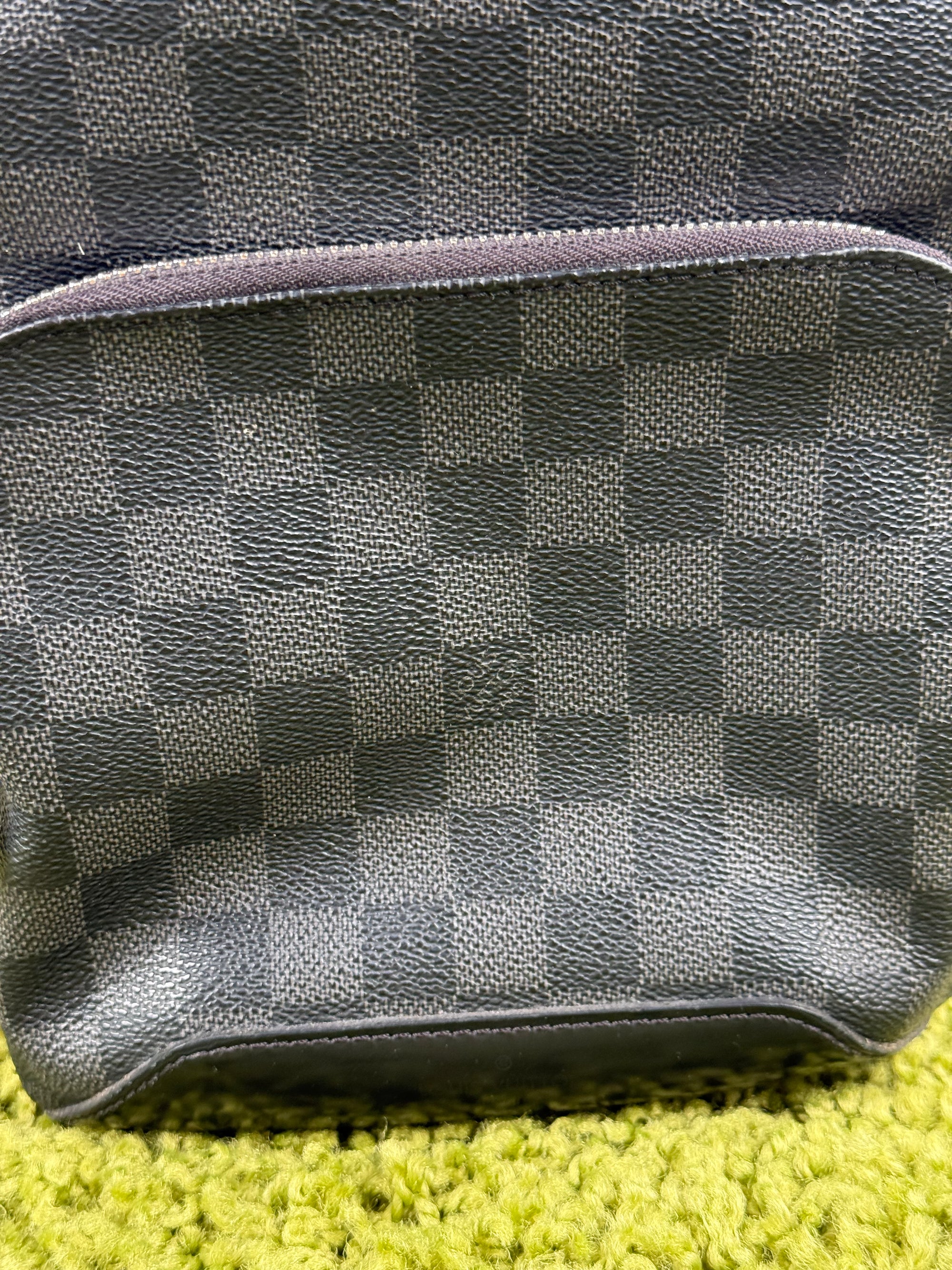 Borsello Avenue Sling Louis Vuitton Nero