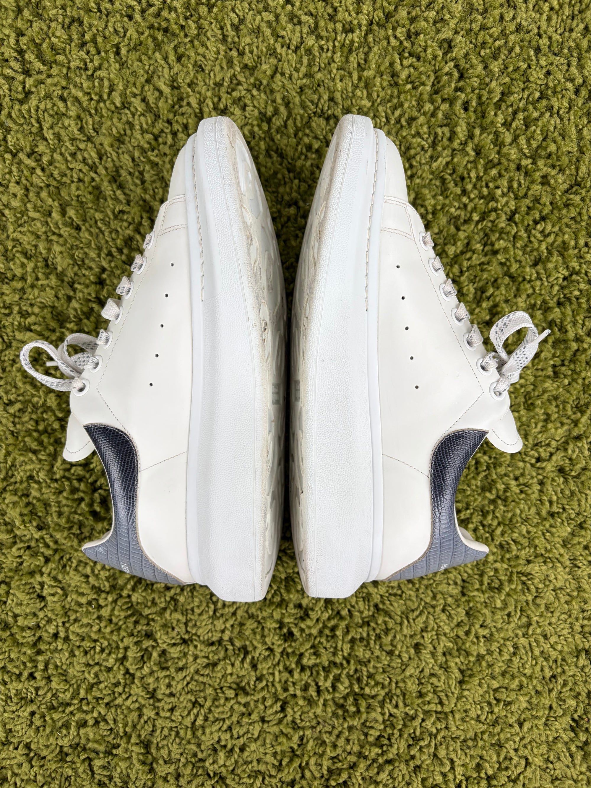 Mcqueen Size 42 bianche e blu