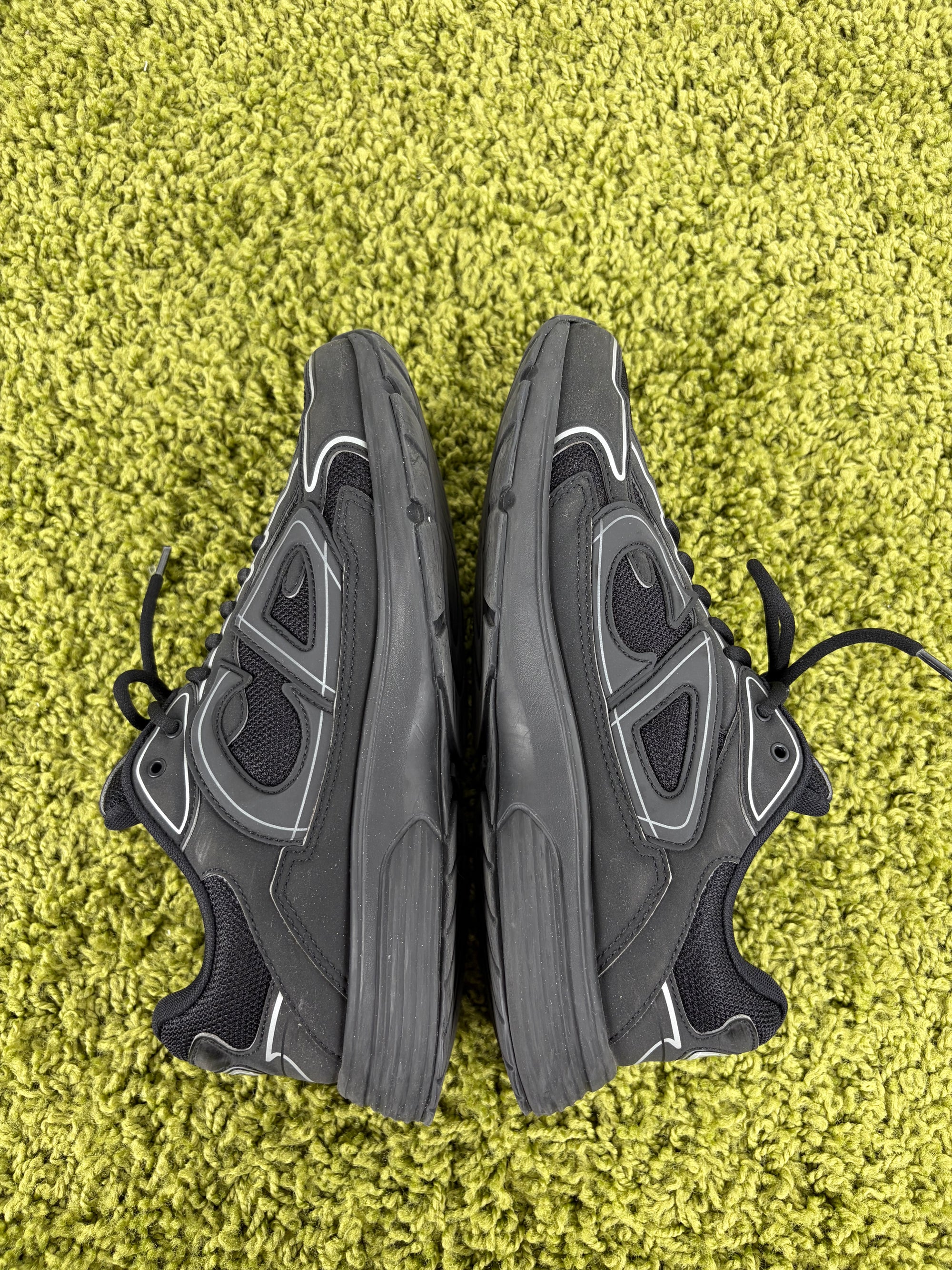 Dior B30 Size 44 nere