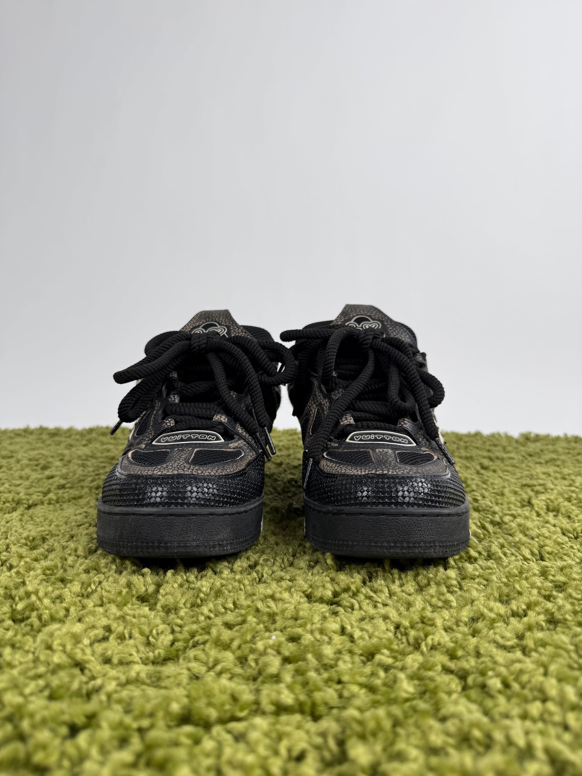 Louis Vuitton Skate Nera 9.5