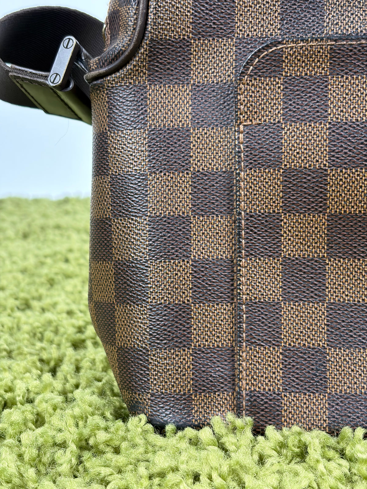 Marsupio Louis Vuitton Olav PM in tela Damier Marrone