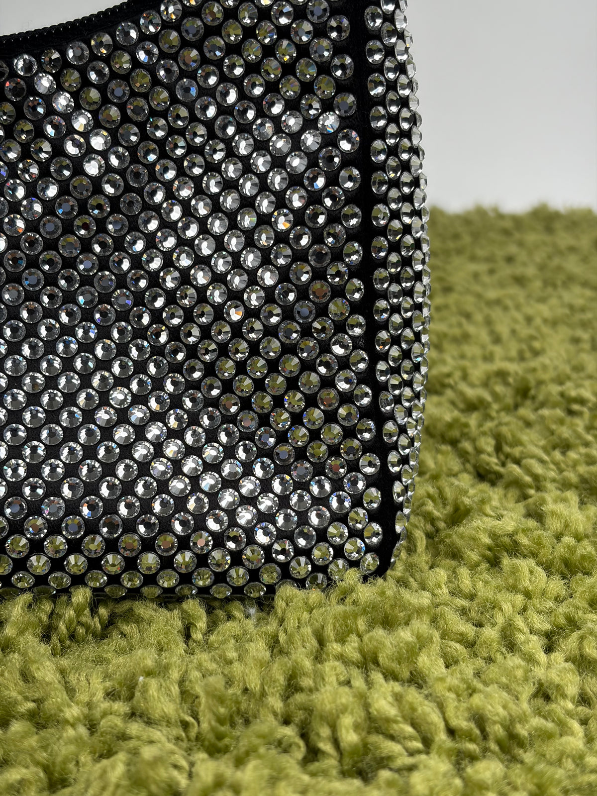 Borsa Prada Re Edition Nera con Cristalli
