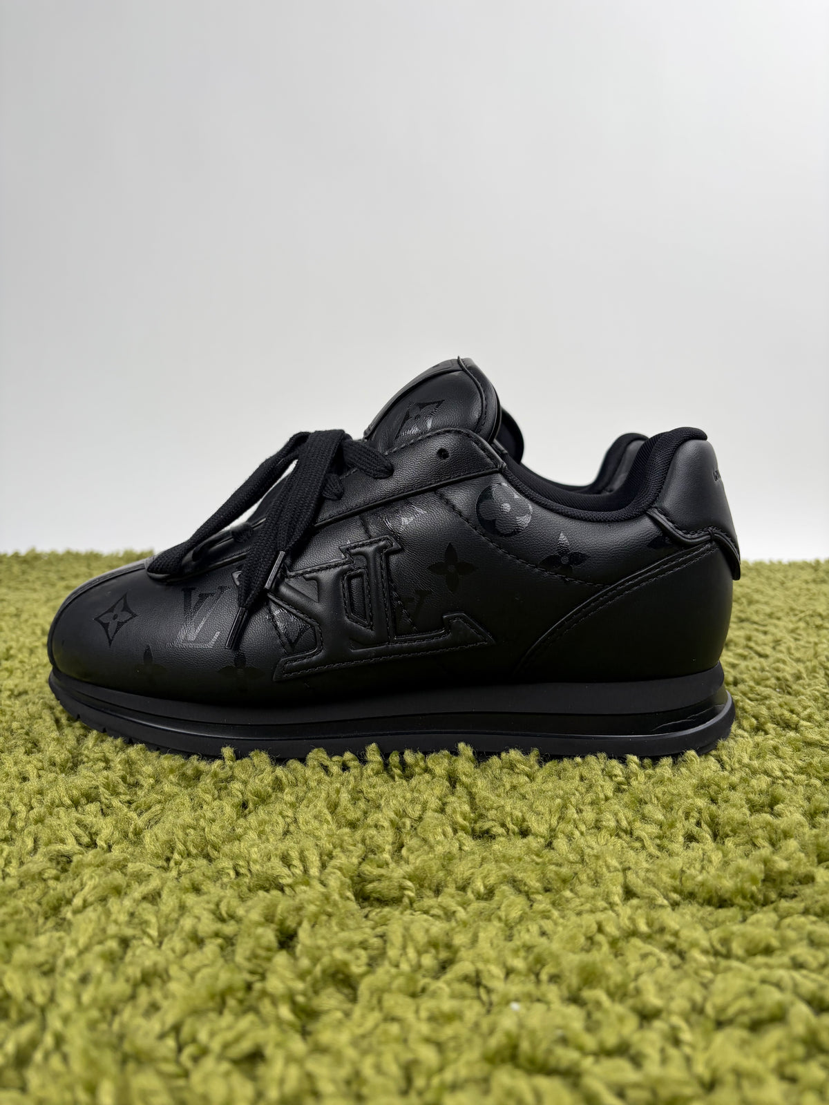 Louis Vuitton Buttersoft Nera 8