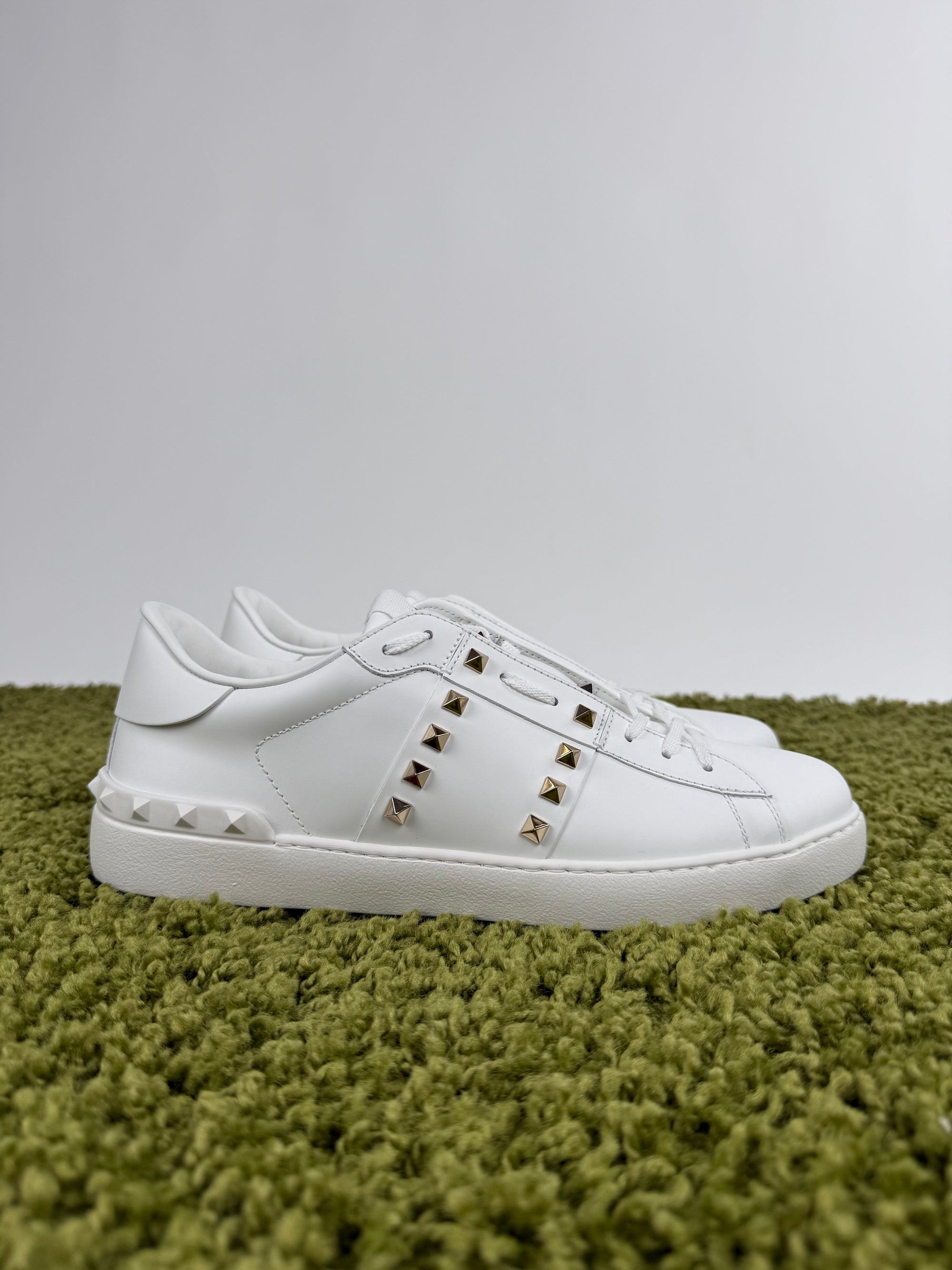 Valentino Garavani Rockstud Bianca 44
