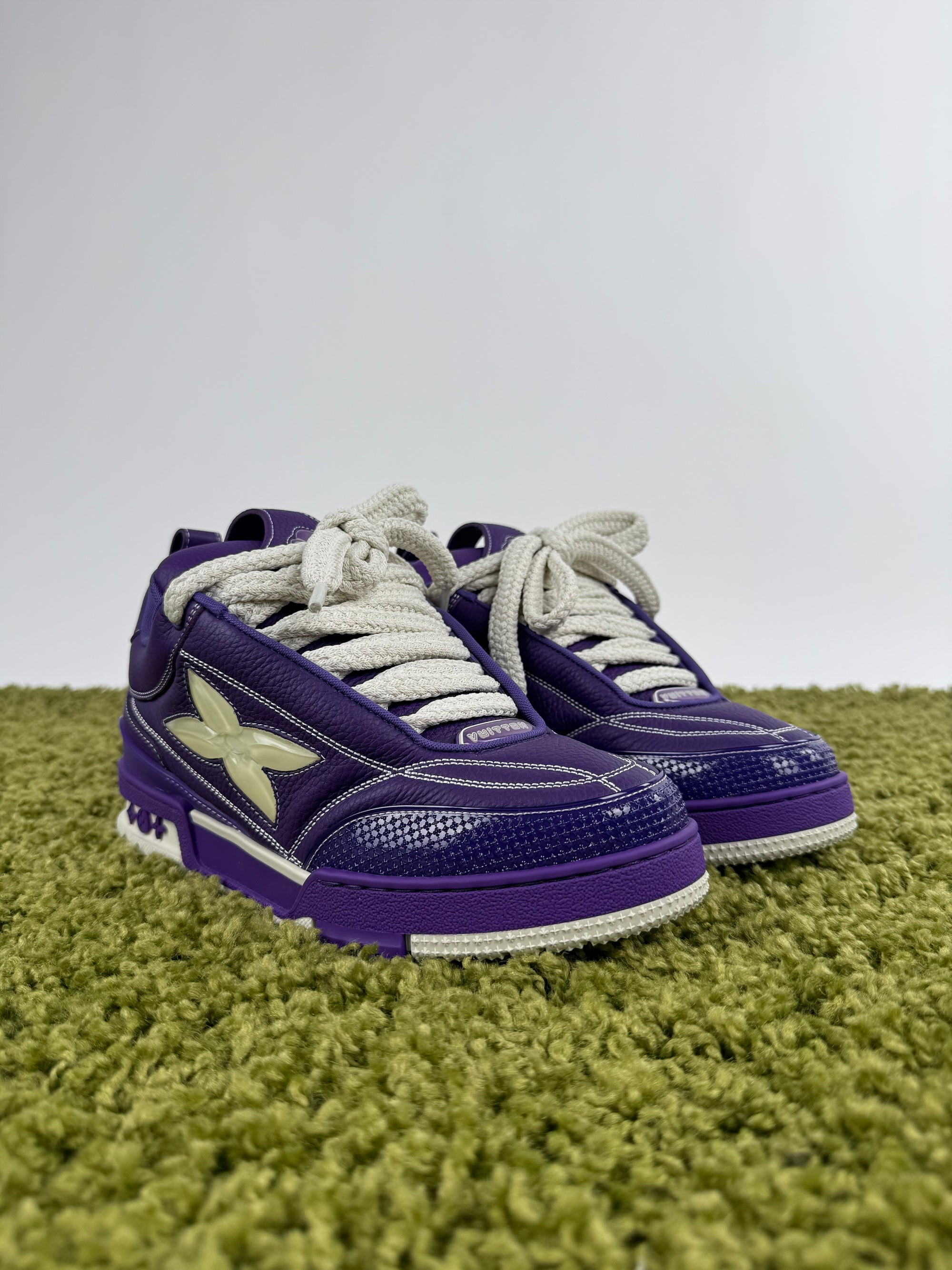 Louis Vuitton Skate Viola 7.5