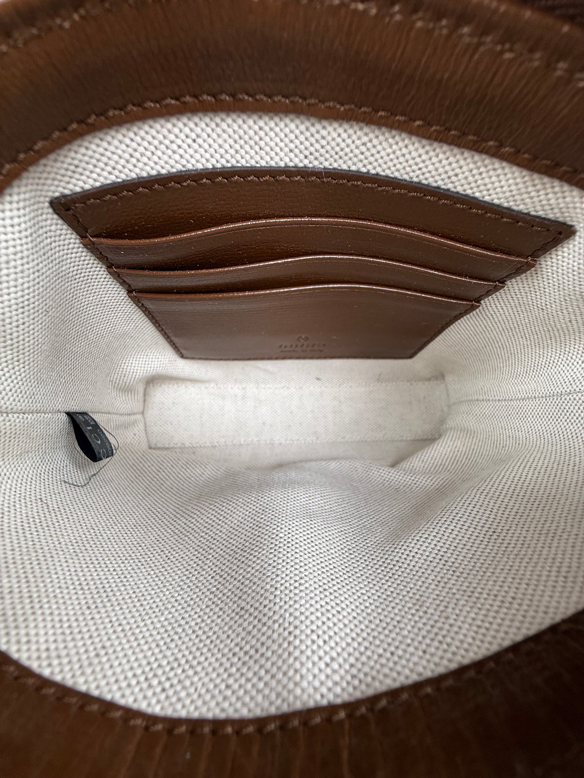 Borsa Gucci a tracolla con finitura in pelle Beige