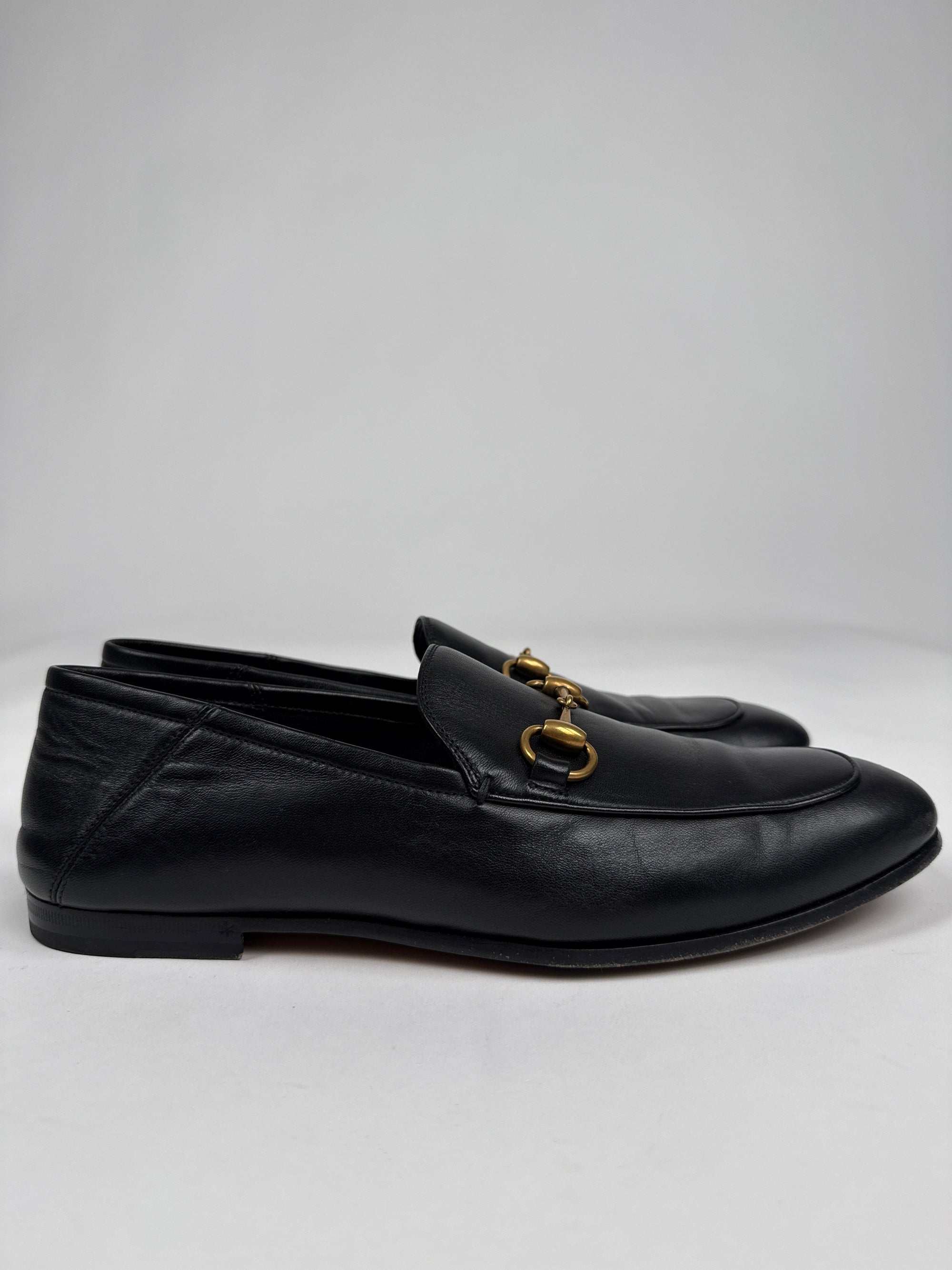 Mocassini Gucci con morsetto in pelle nera