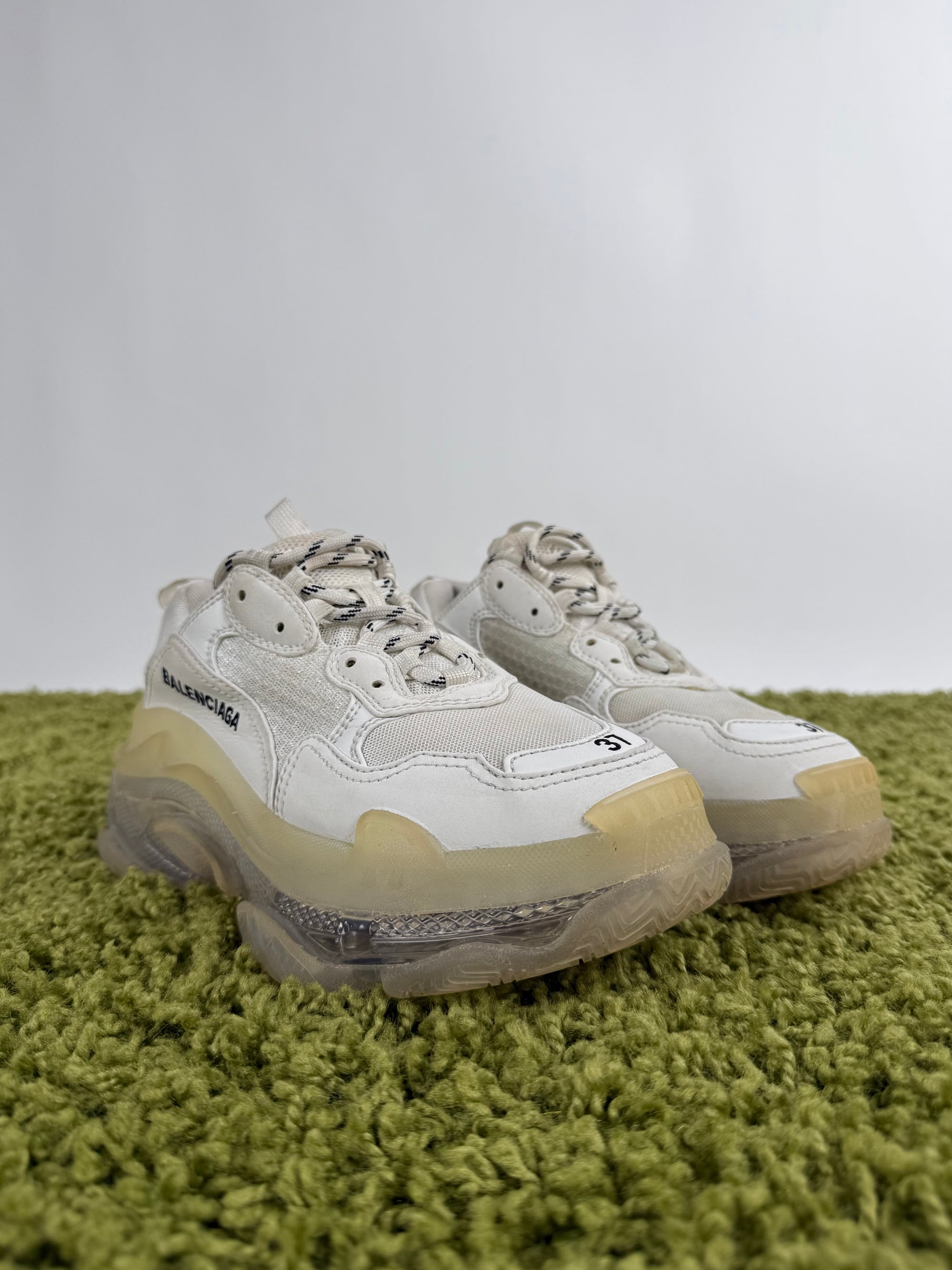 Balenciaga Triple S Bianca 37