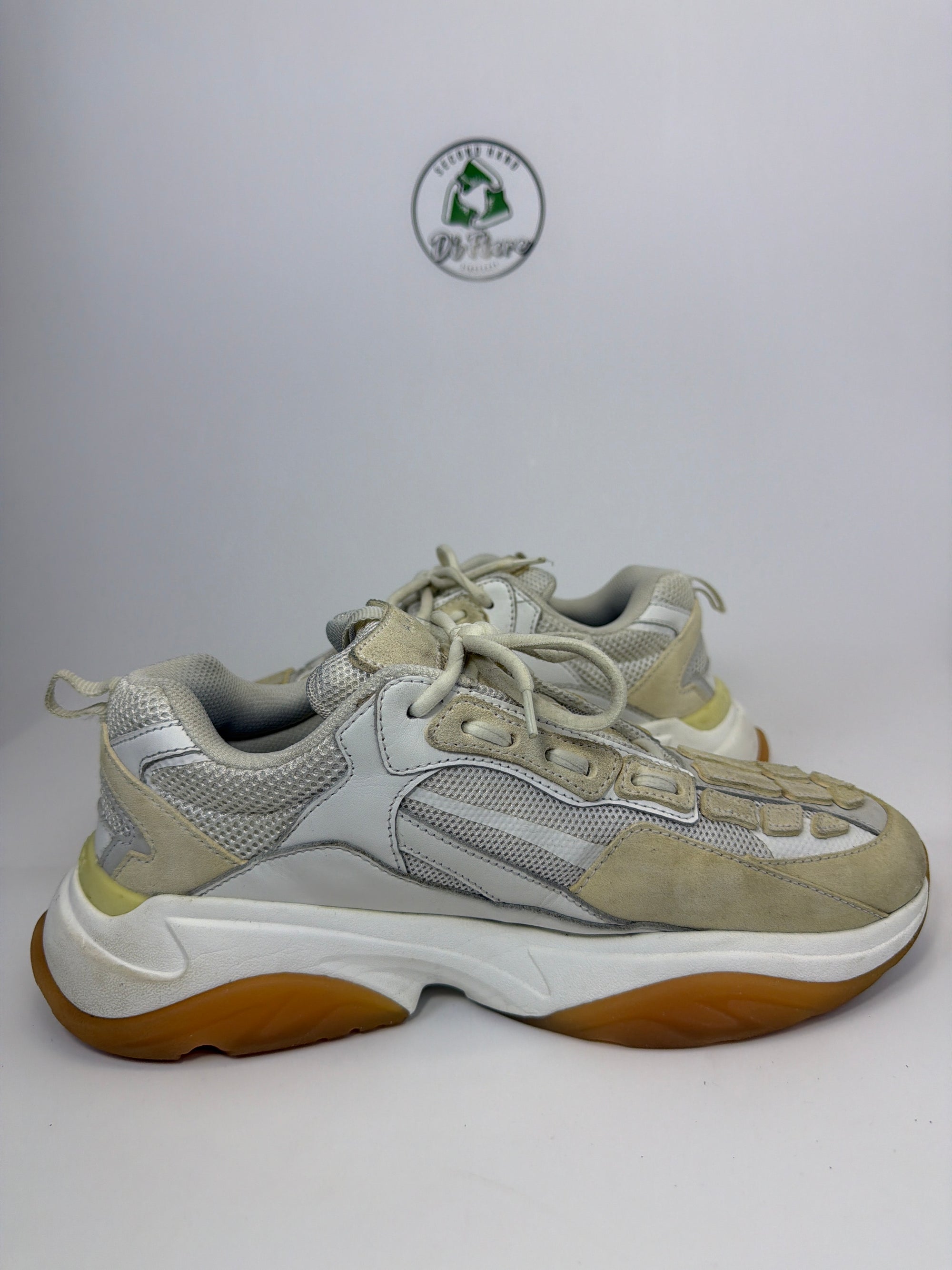 Amiri bone runner 44