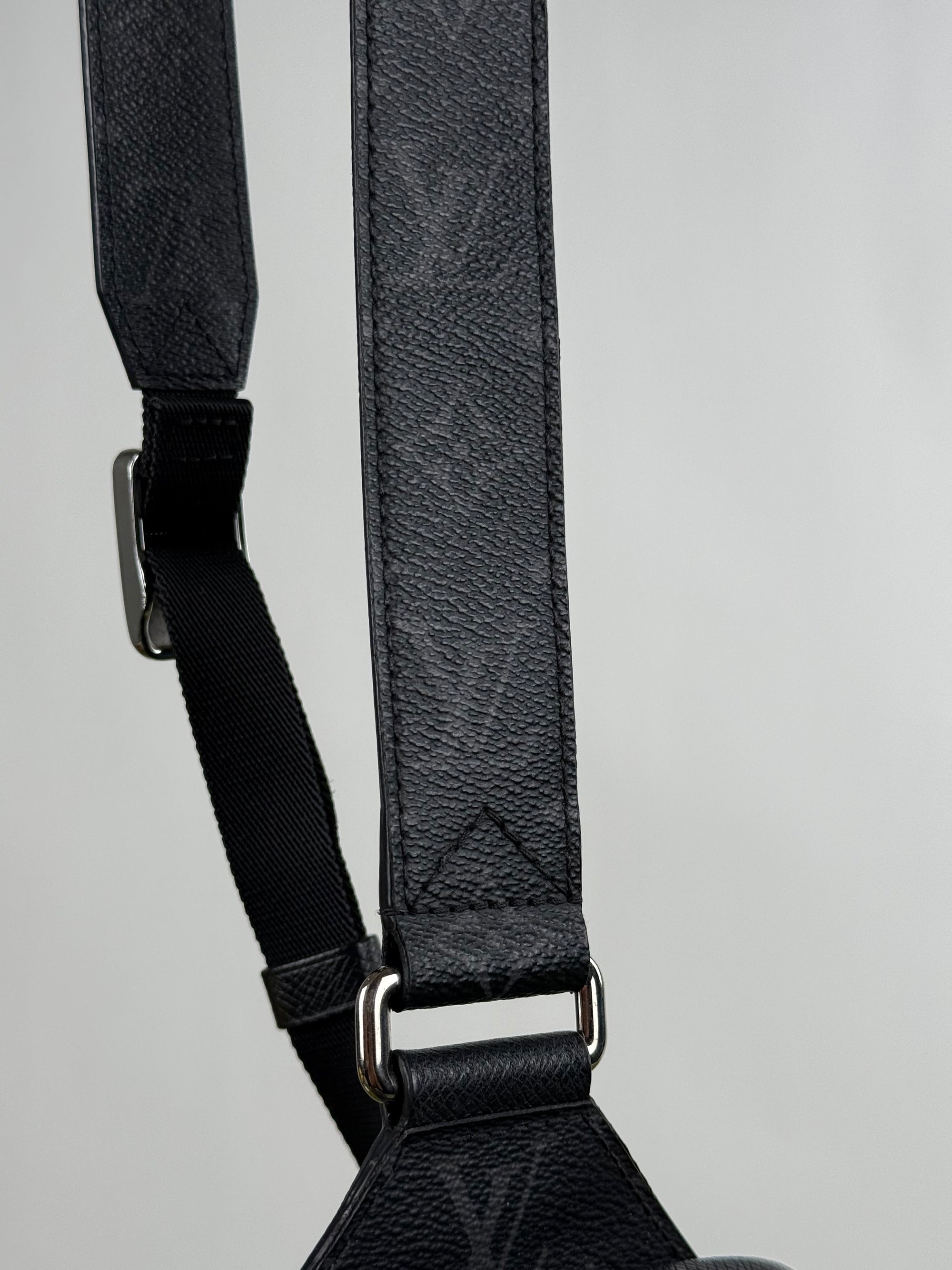 Borsa Outdoor Louis Vuitton Nera